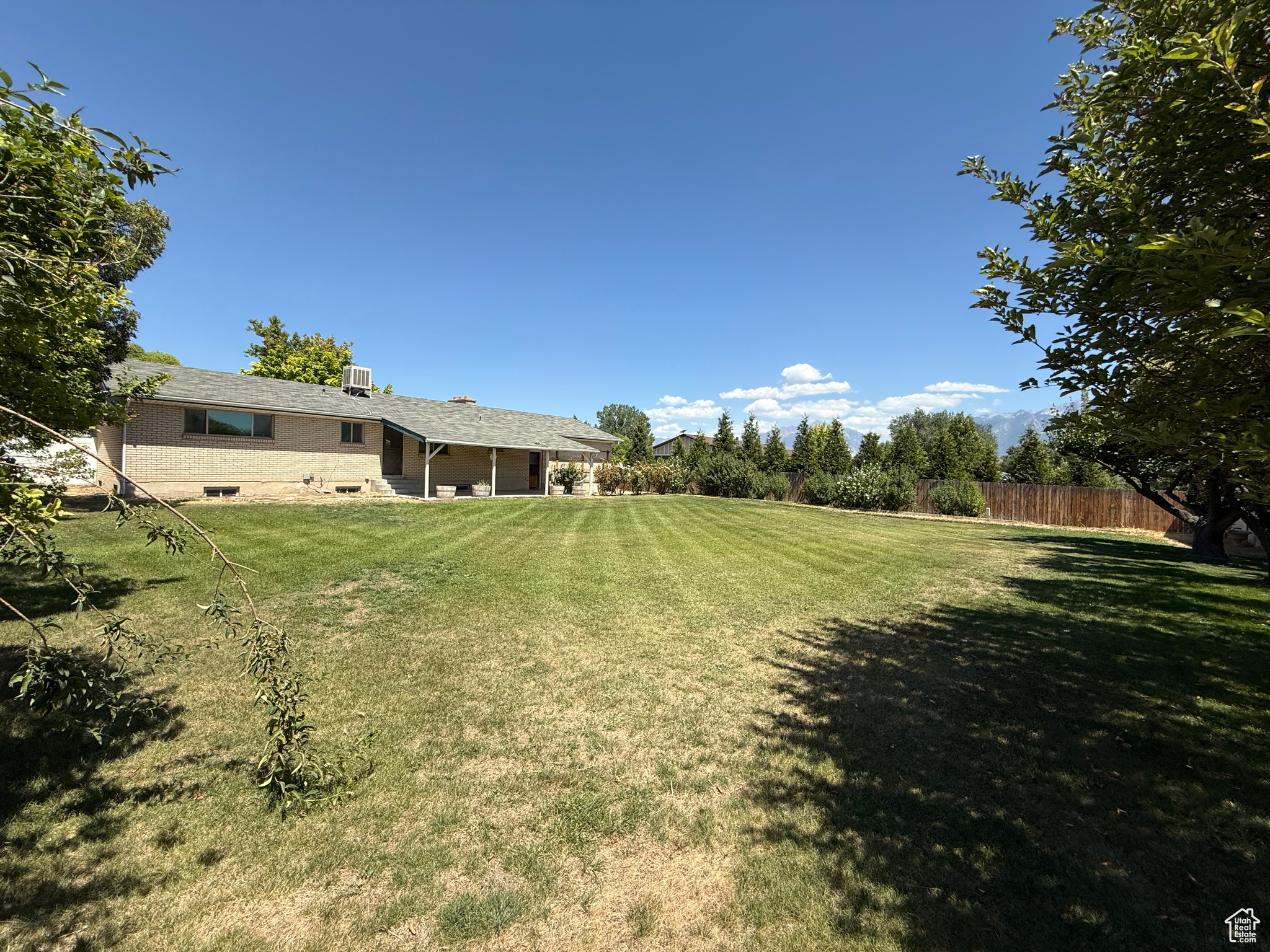 GROVER ESTATES #2 - Residential