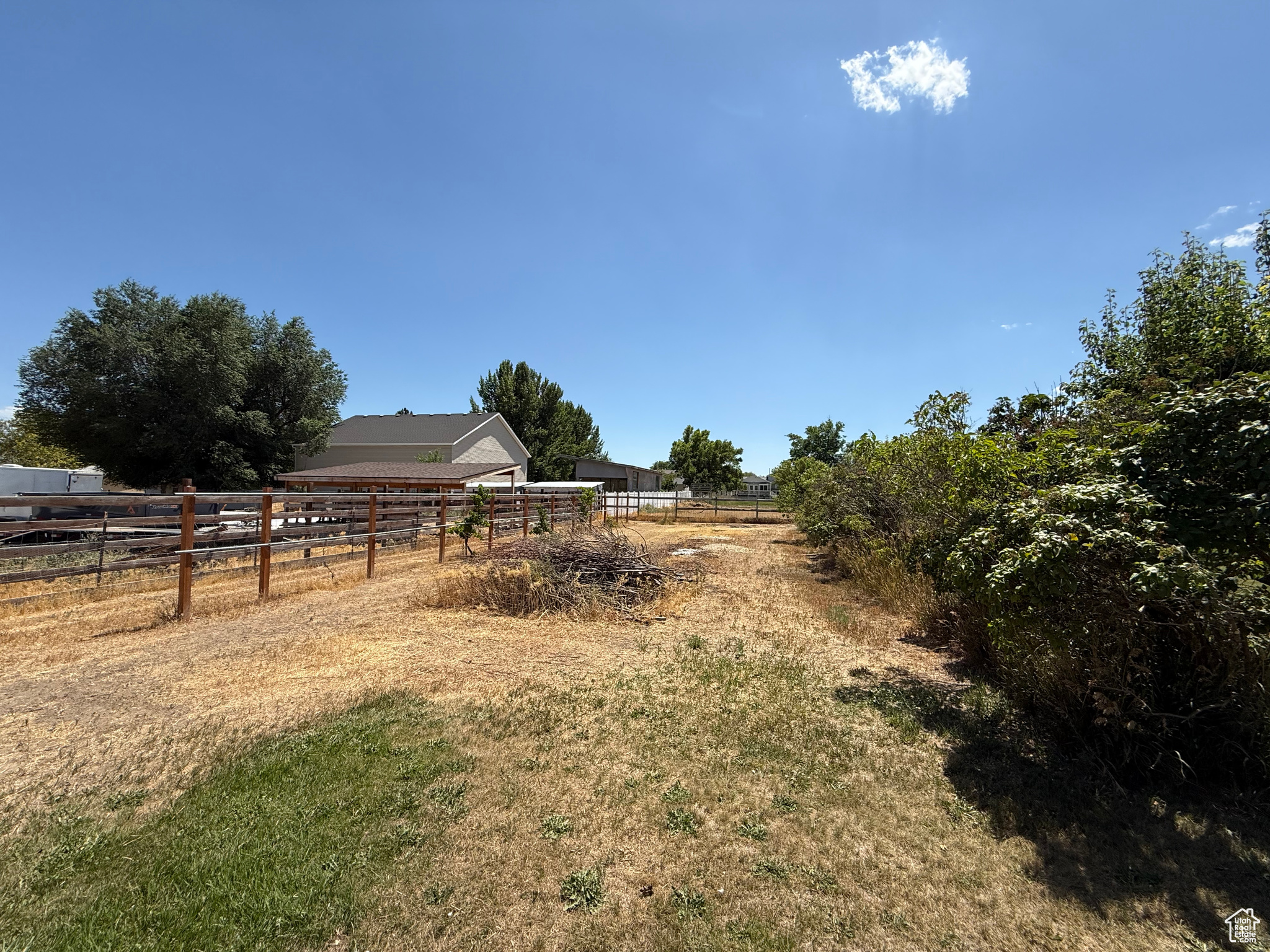 GROVER ESTATES #2 - Residential