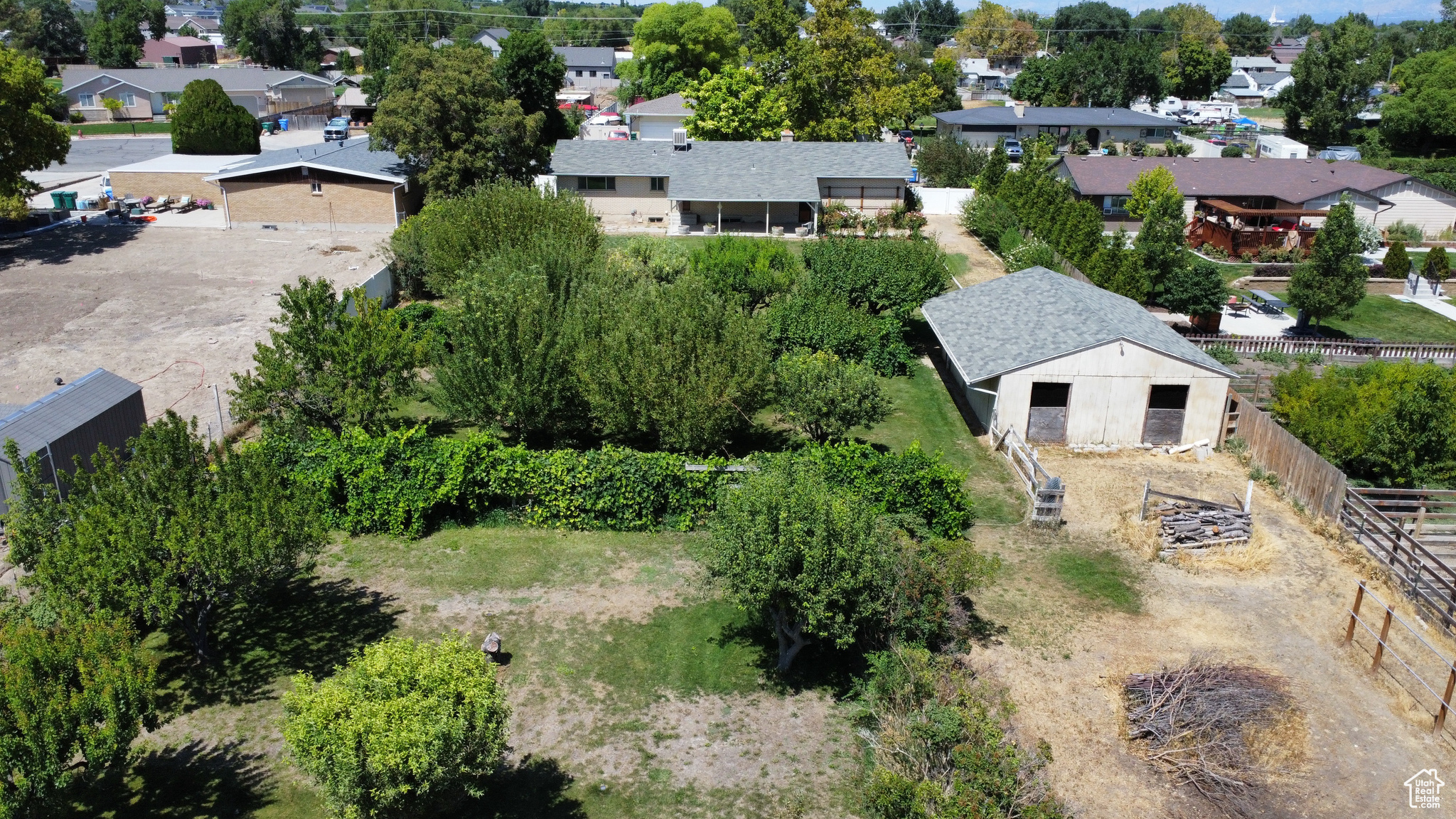 GROVER ESTATES #2 - Residential