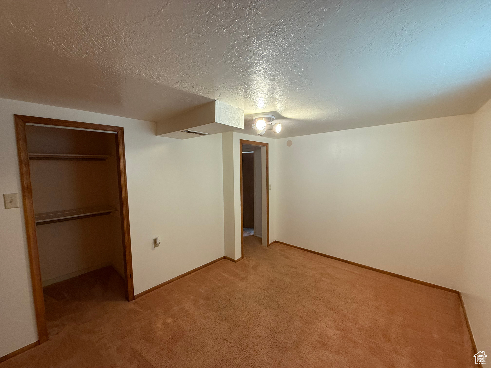 GROVER ESTATES #2 - Residential