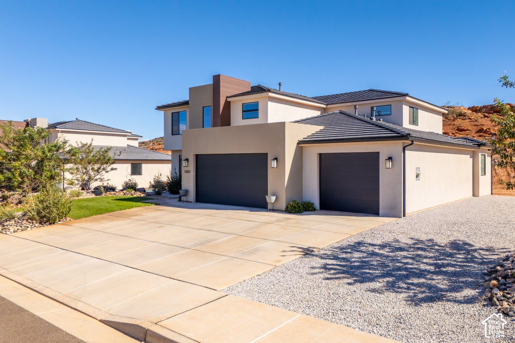 Photo of 2983 S MAPLECREST DR, Saint George, UT 84790 (MLS # 2193839)