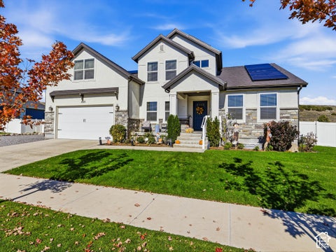 Photo of 3275 E WHEAT FIELD LN N, Eagle Mountain, UT 84005 (MLS # 2193867)