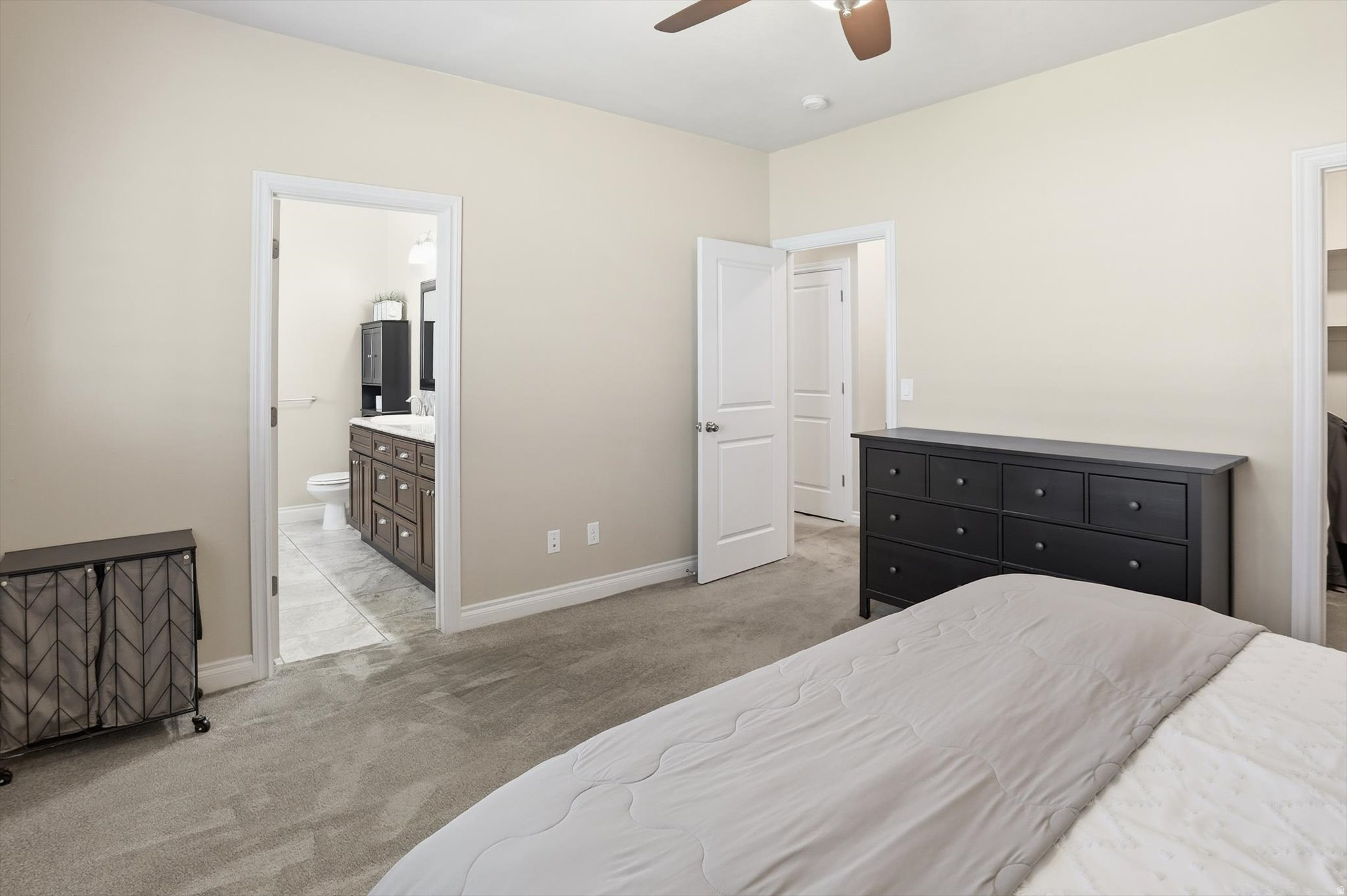 CHATEAU RIVER PH2 - Residential