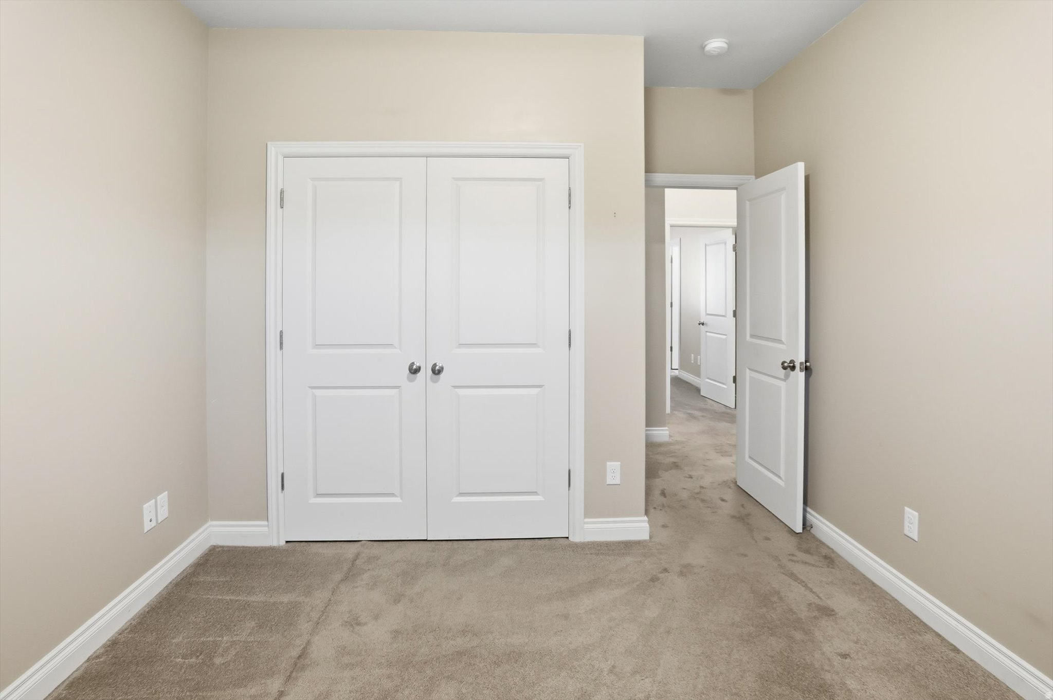 CHATEAU RIVER PH2 - Residential