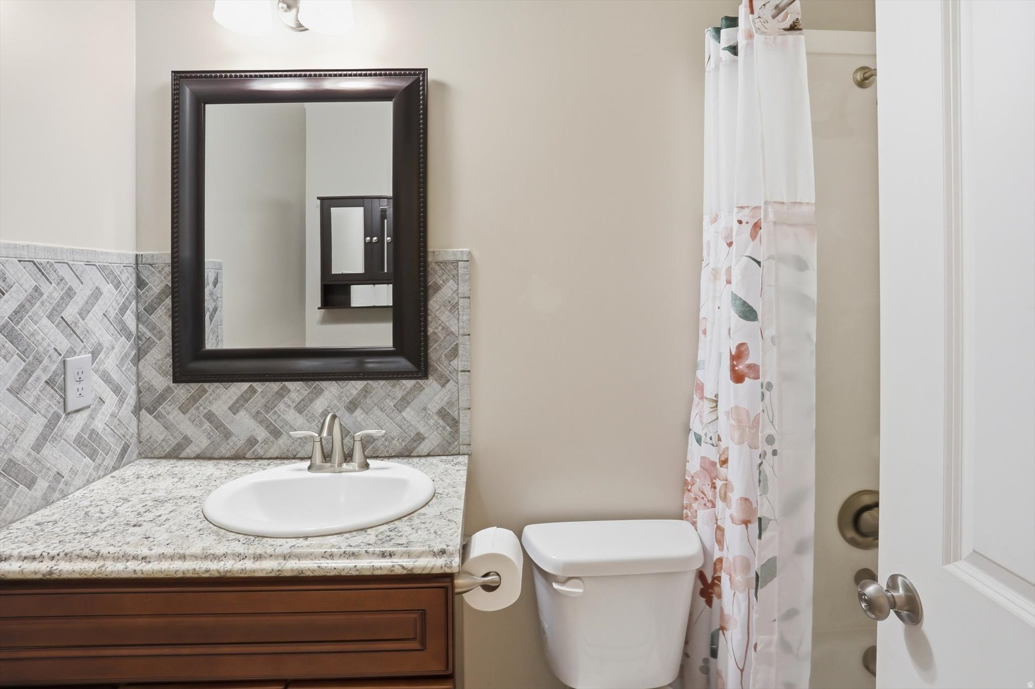 CHATEAU RIVER PH2 - Residential