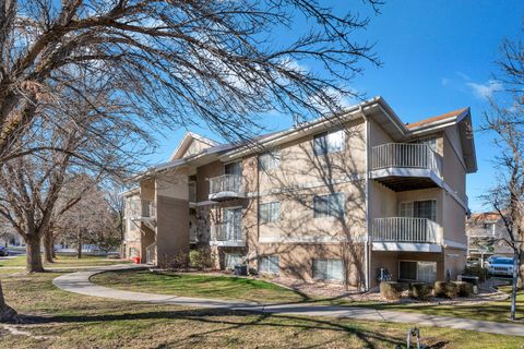 Tiny photo for 1273 N RIVERSIDE AVE W #6, Provo, UT 84604 (MLS # 2142336)