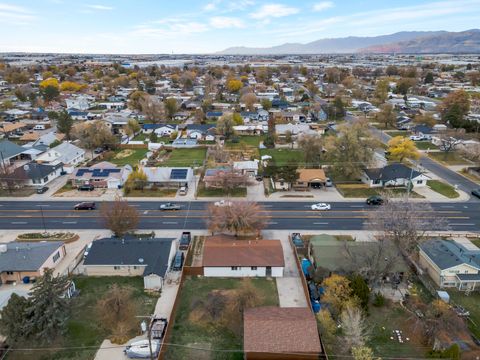 Tiny photo for 2951 W 3100 S, West Valley City, UT 84119 (MLS # 2123198)