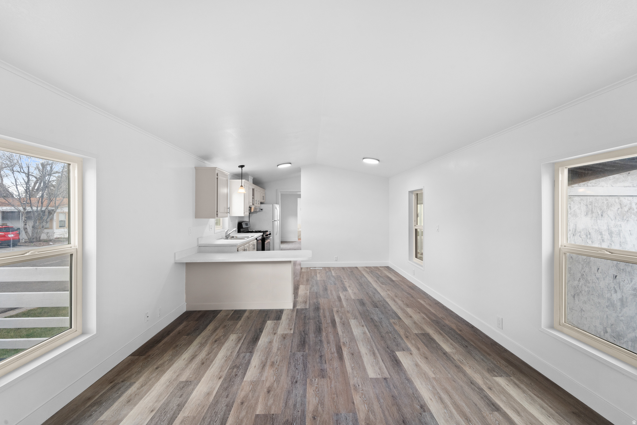 WASHINGTON ESTATES - Residential