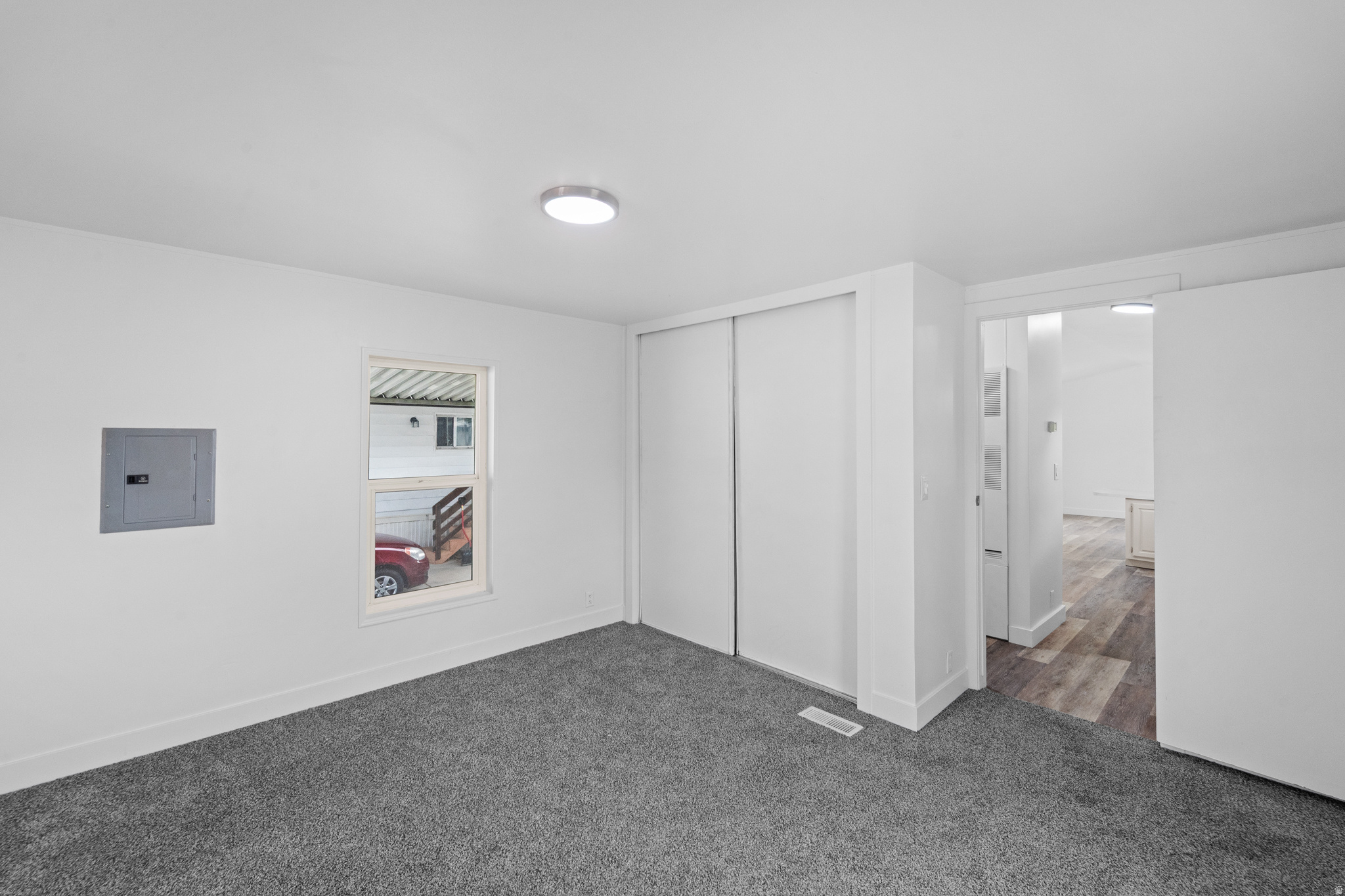 WASHINGTON ESTATES - Residential