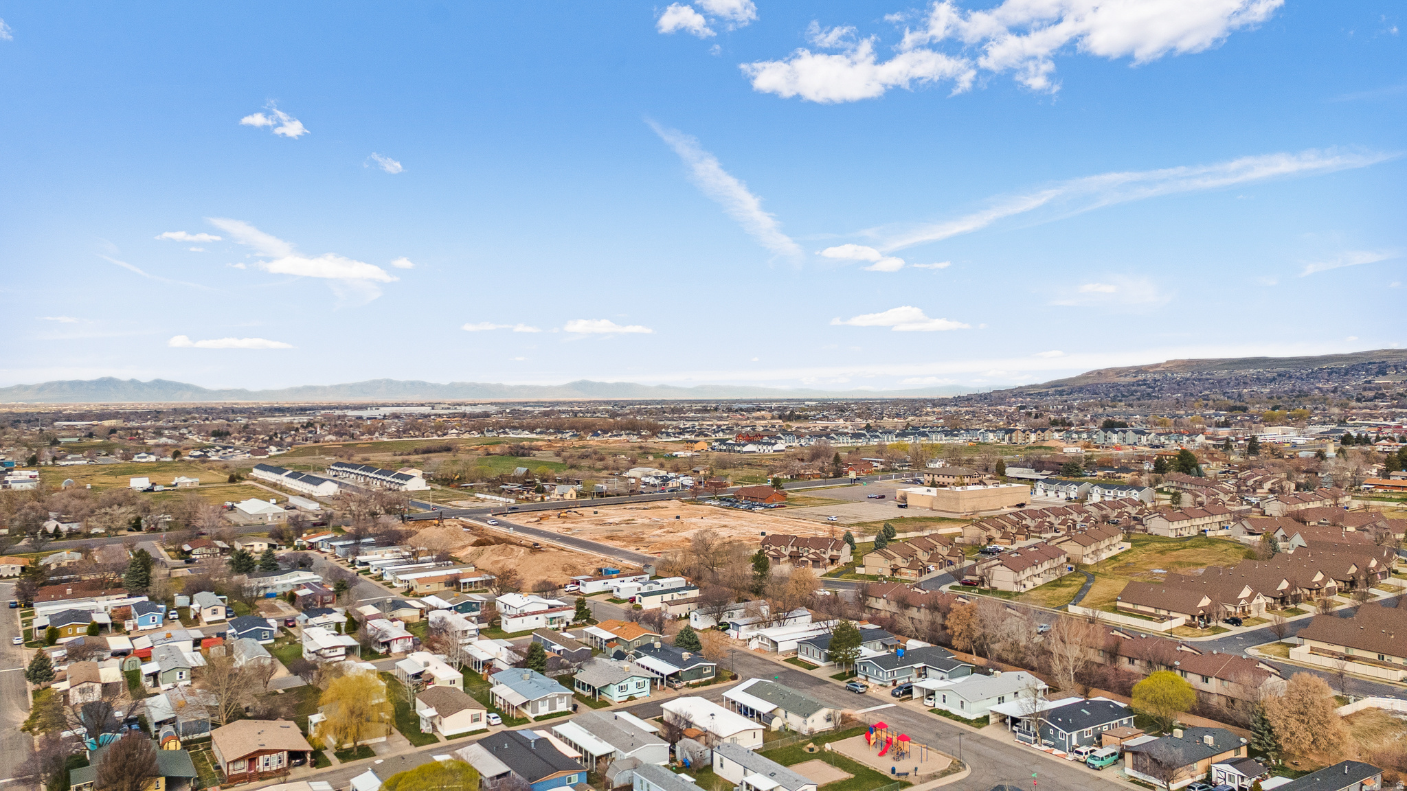 WASHINGTON ESTATES - Residential