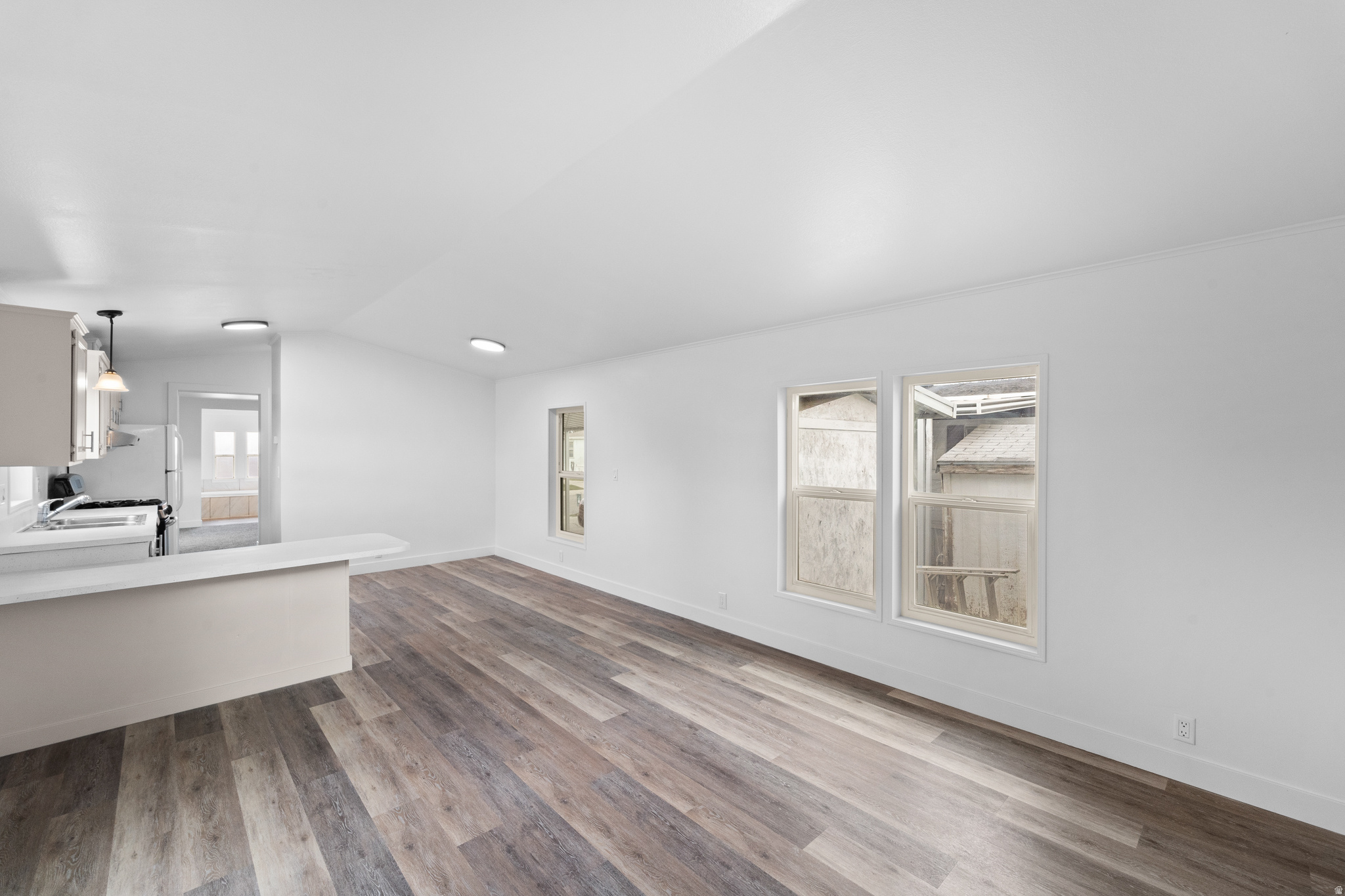 WASHINGTON ESTATES - Residential