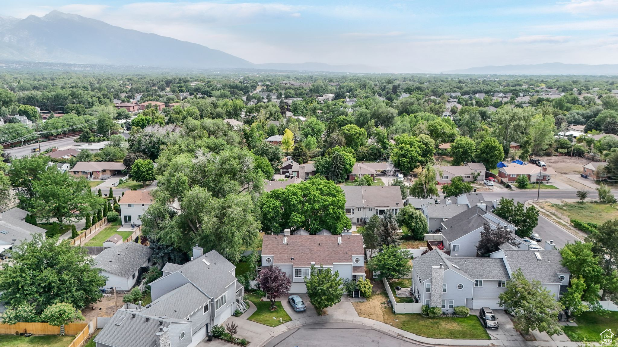 EAST MEADOWS - Residential