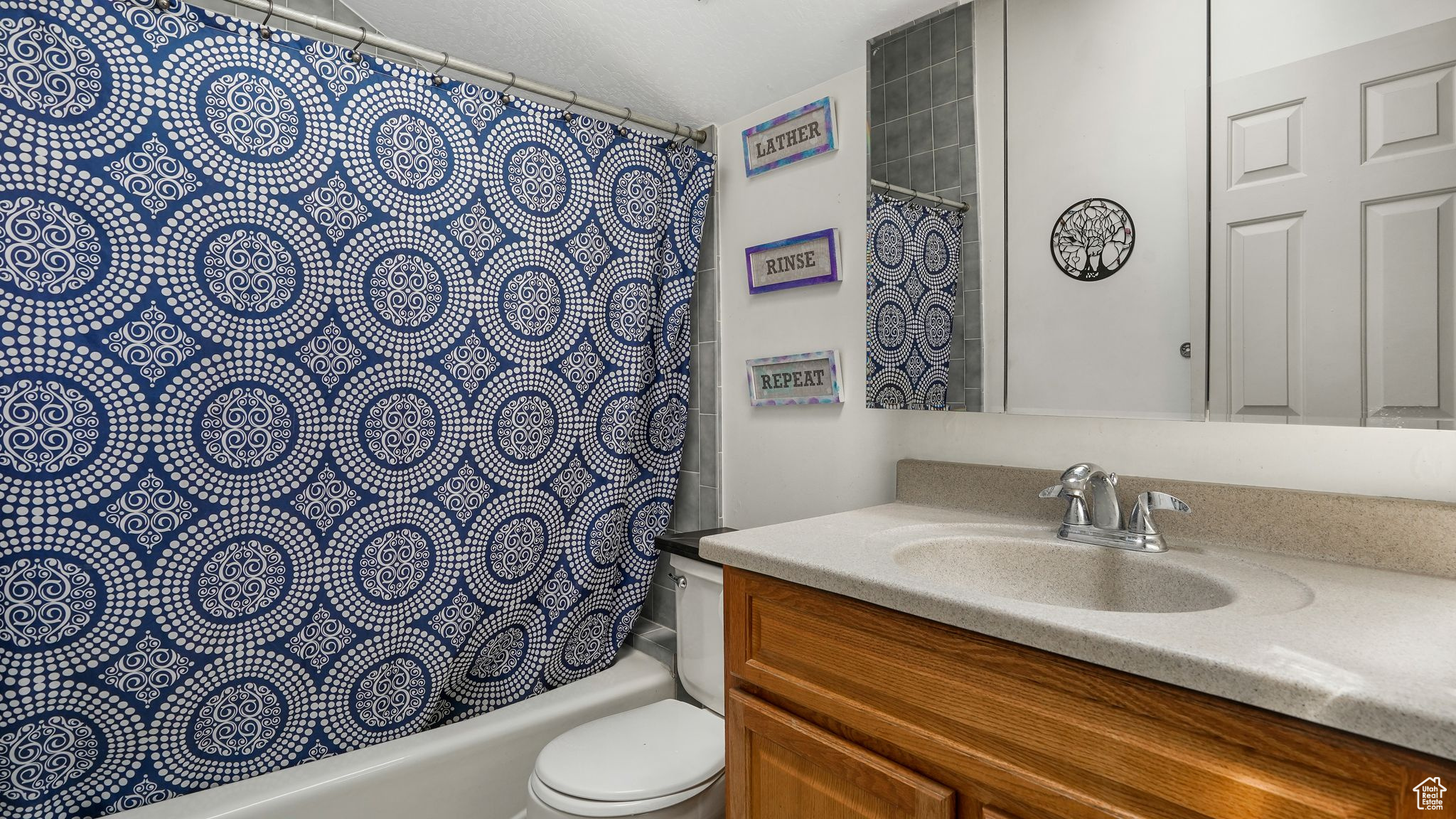 EAST MEADOWS - Residential