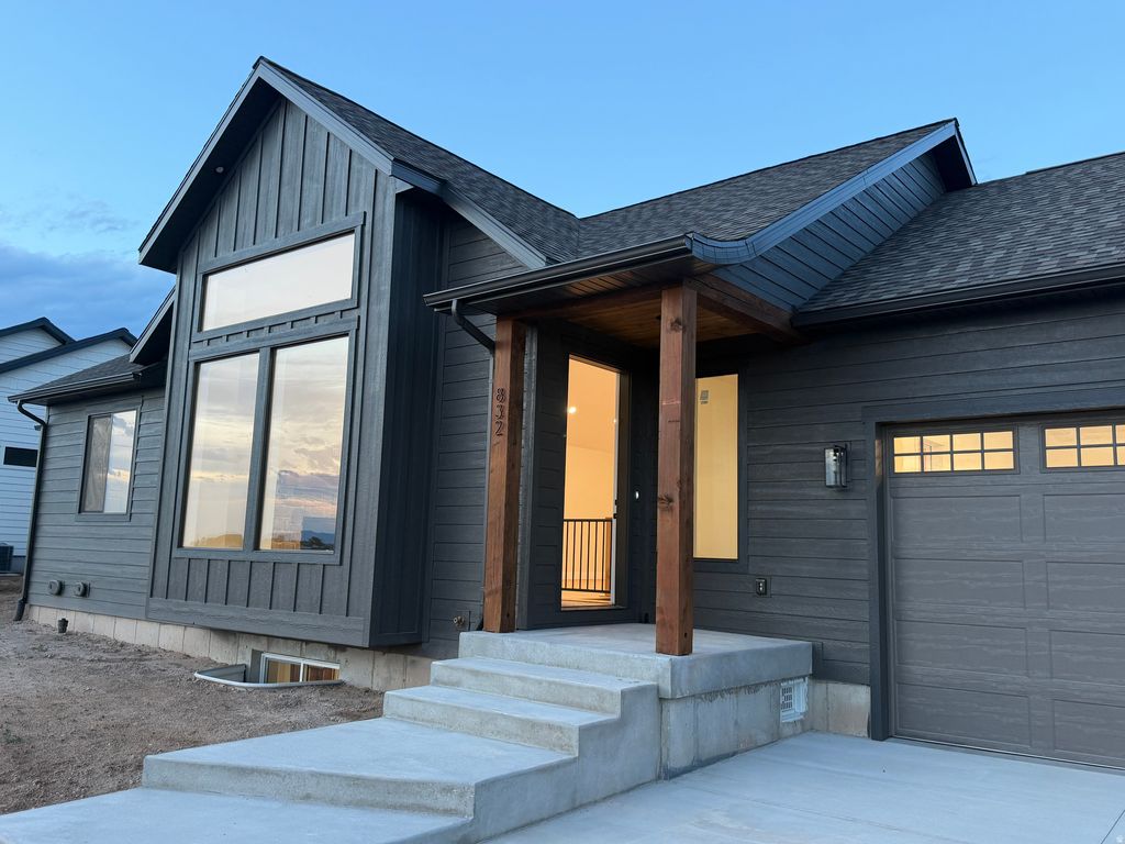 Photo of 832 S 1100 E, Preston, ID 83263 (MLS # 2140920)