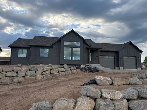 Homes For Sale - 832 S 1100<br/> Franklin County, Preston, ID 83263