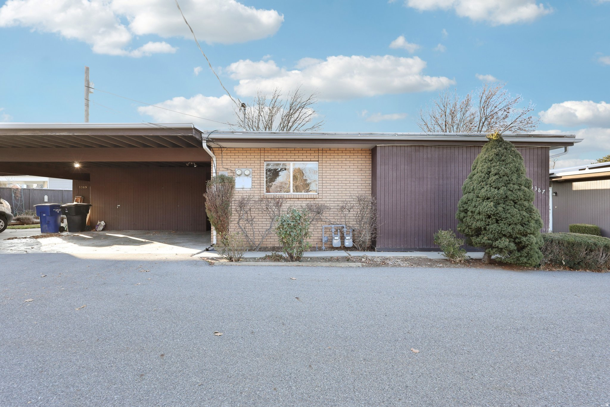 PIONEER ST - Residential