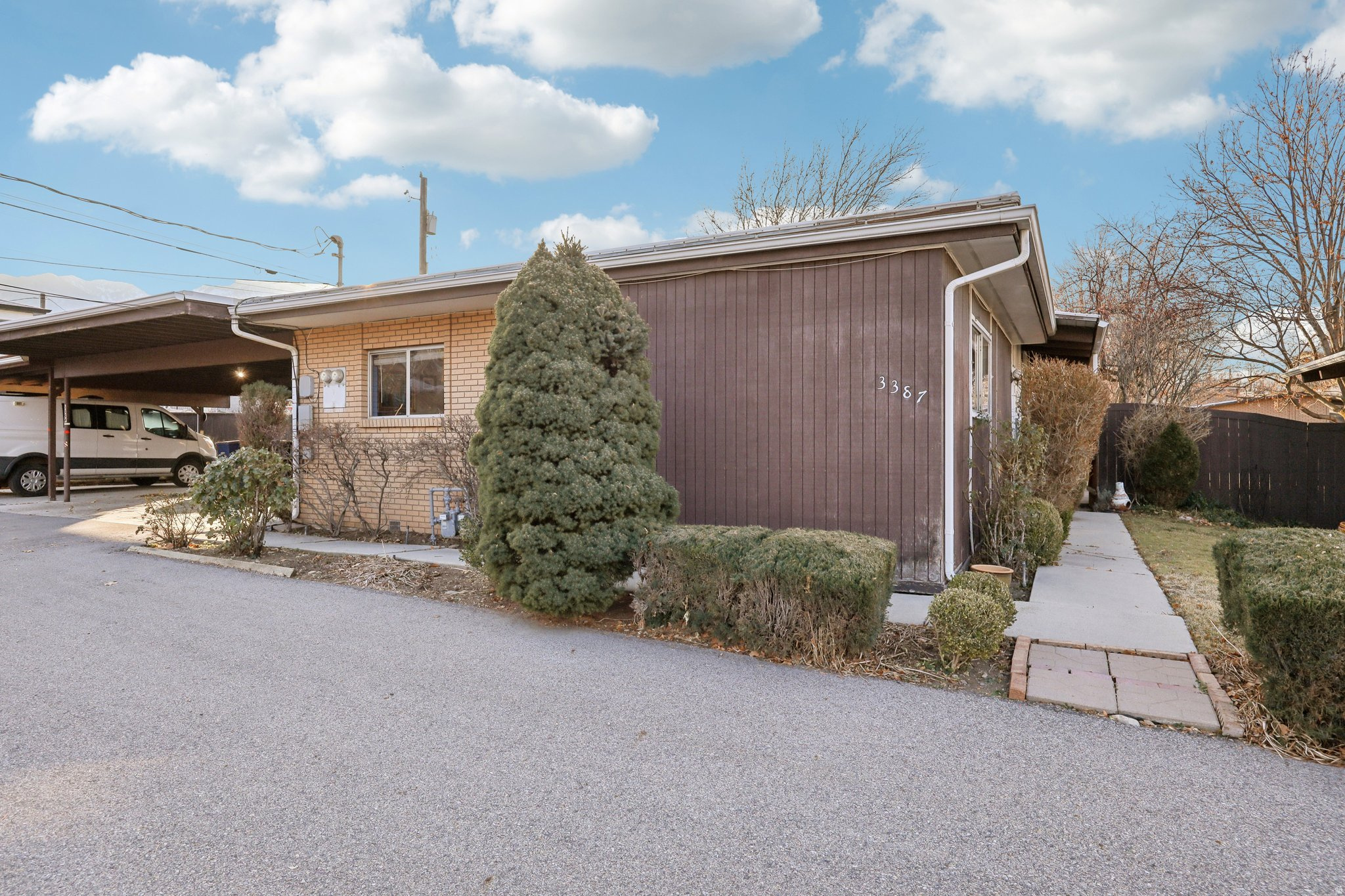 PIONEER ST - Residential