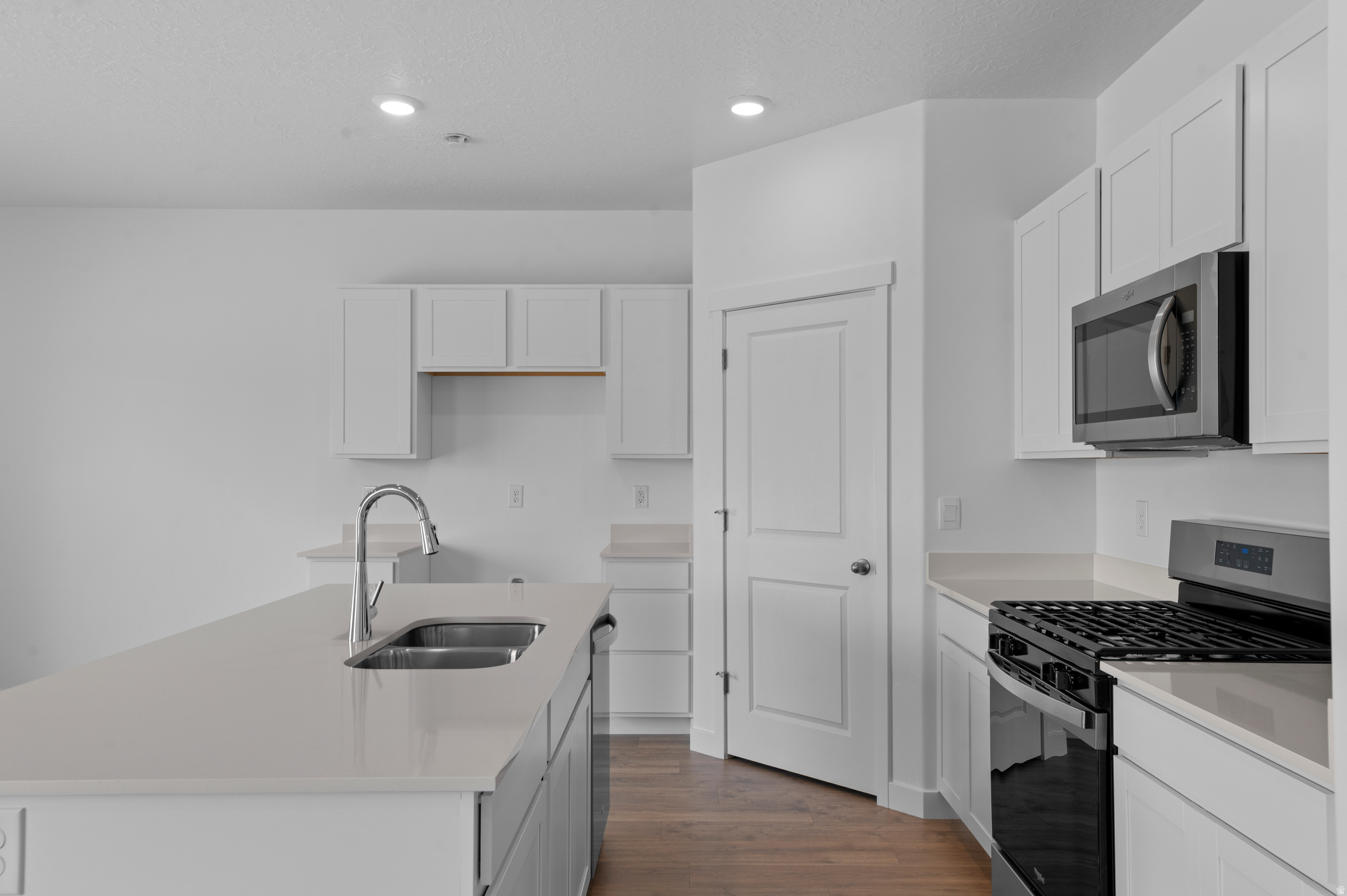 INVERNESS BY D.R. HORTON - Residential