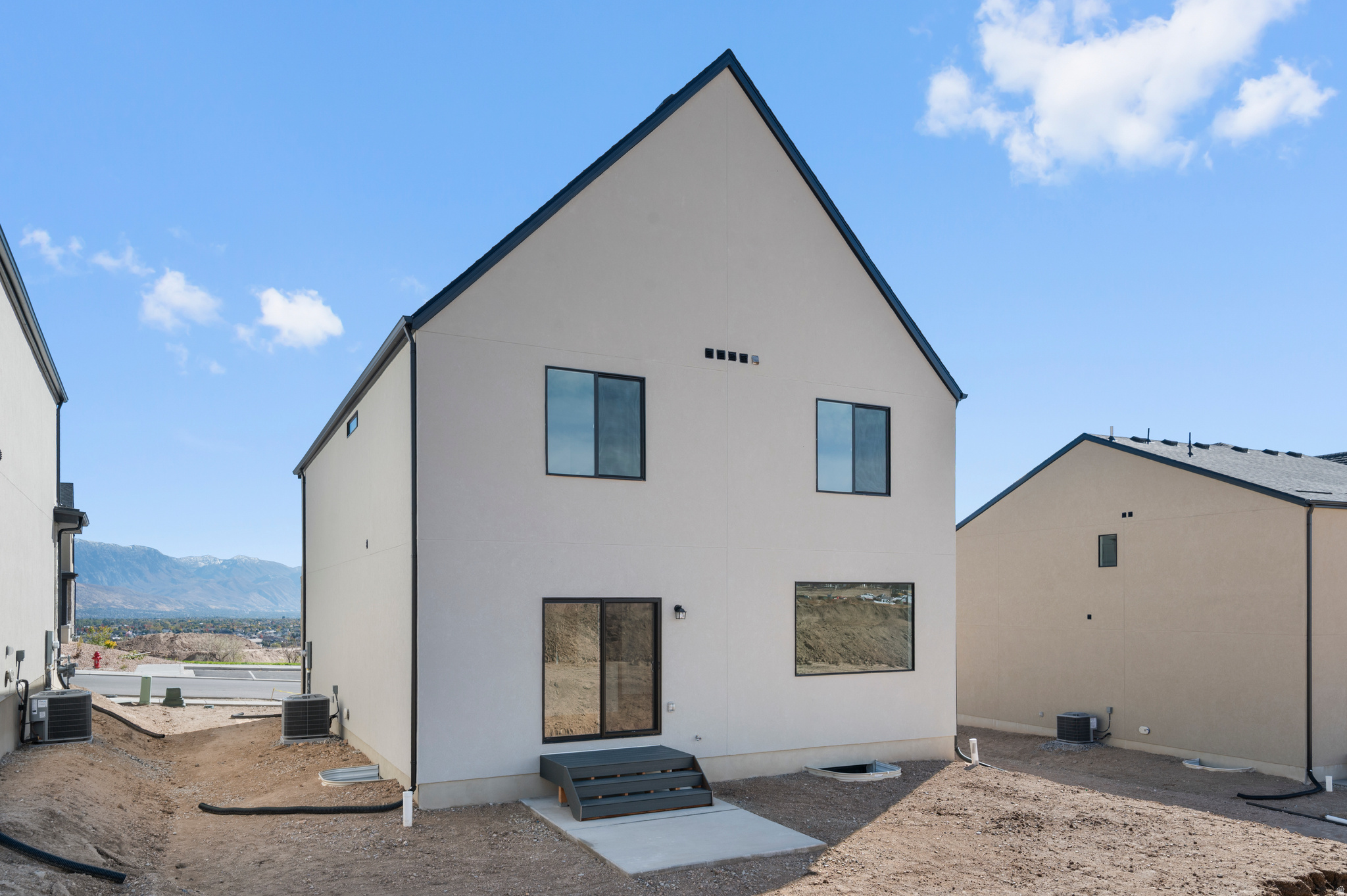 INVERNESS BY D.R. HORTON - Residential