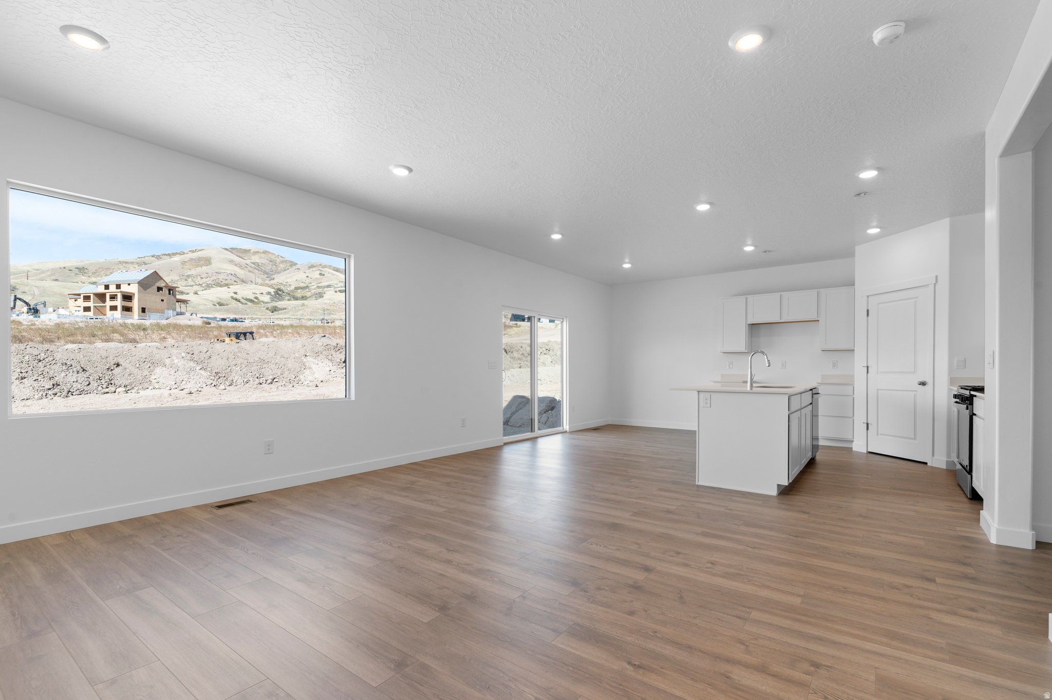 INVERNESS BY D.R. HORTON - Residential