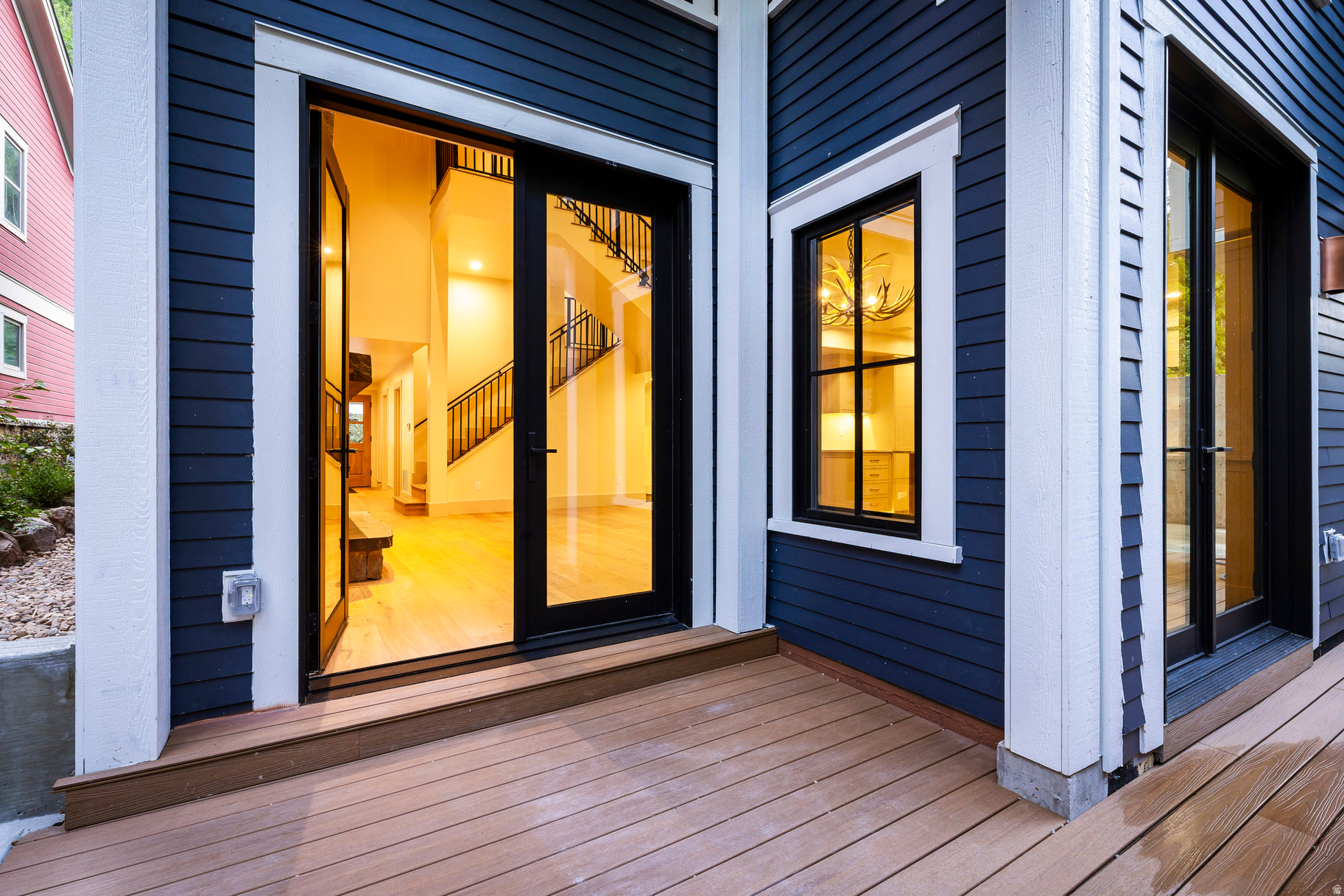 DALY WEST - Residential