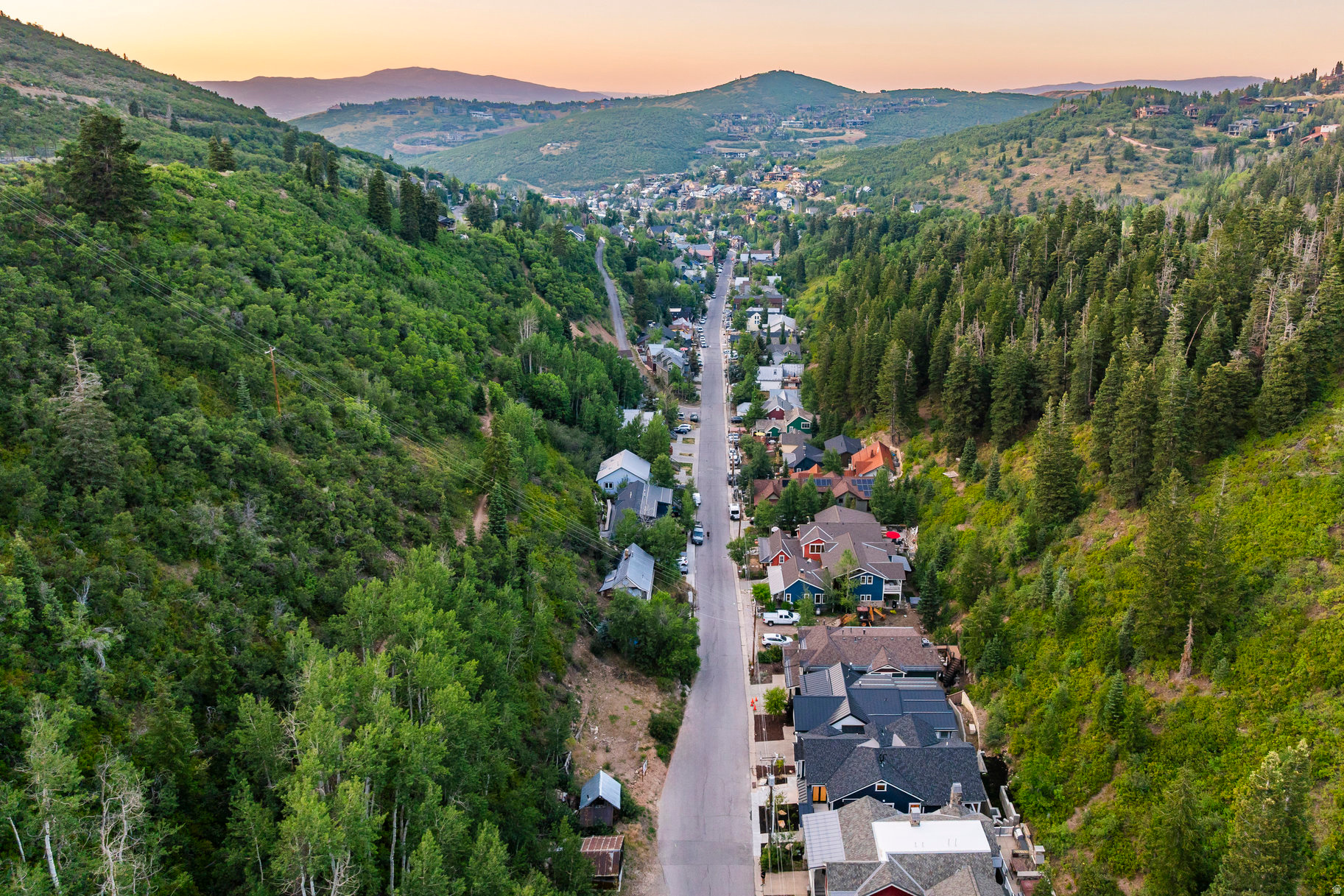 DALY WEST - Residential