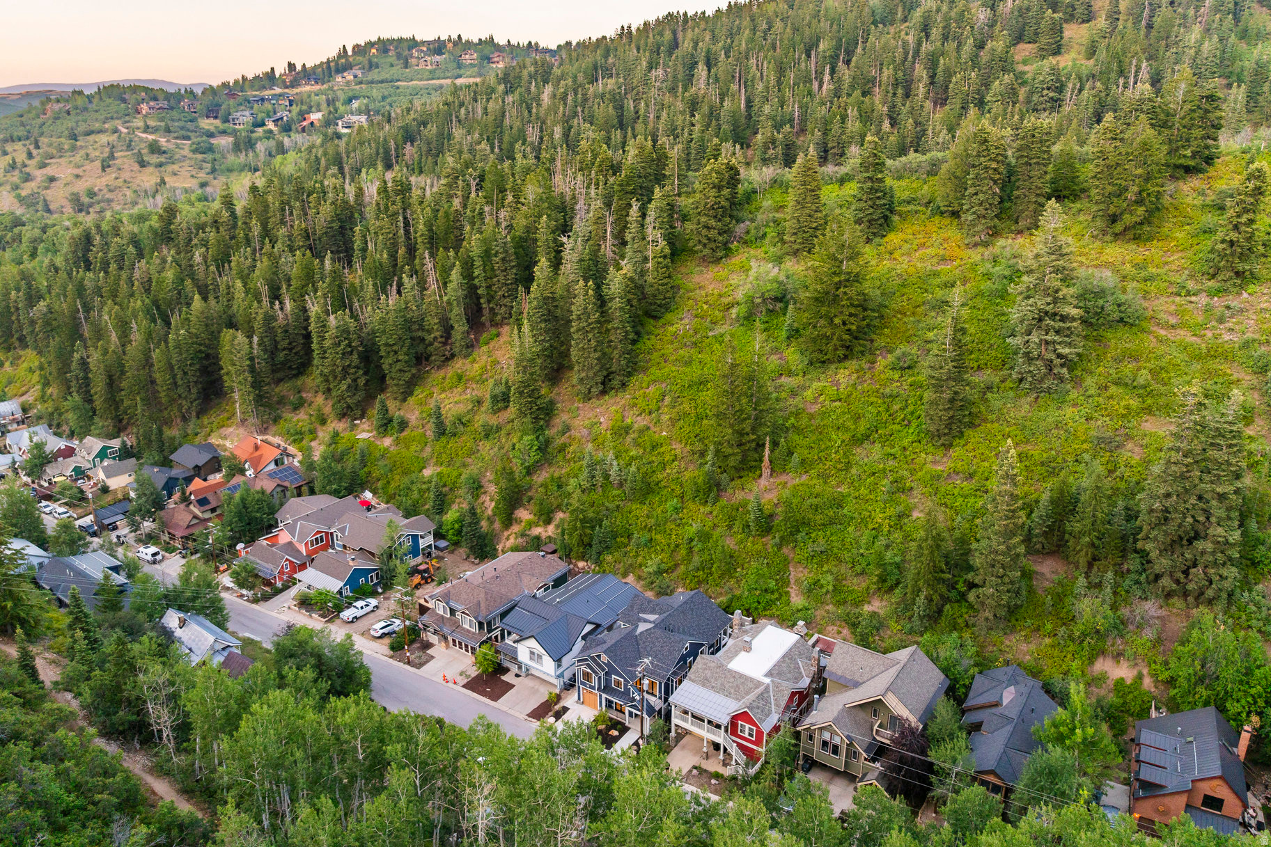 DALY WEST - Residential