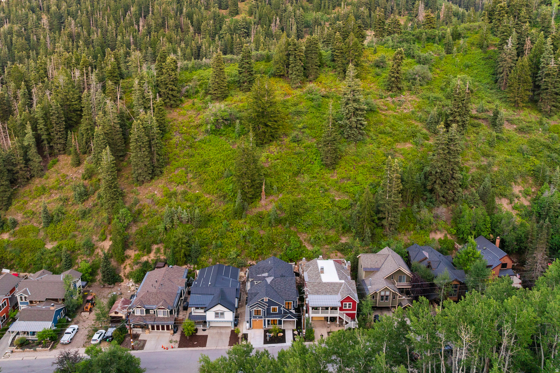 DALY WEST - Residential