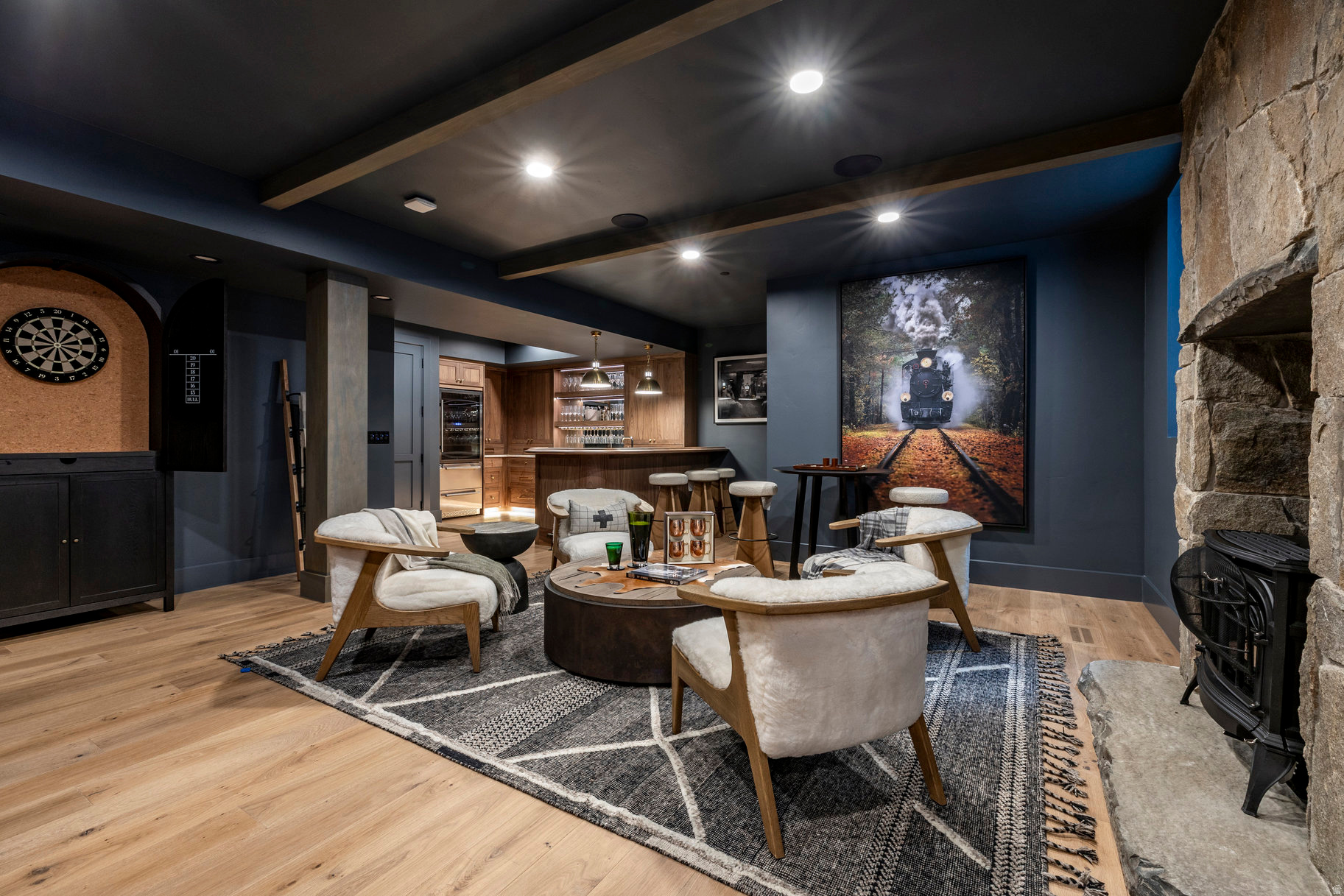 DALY WEST - Residential