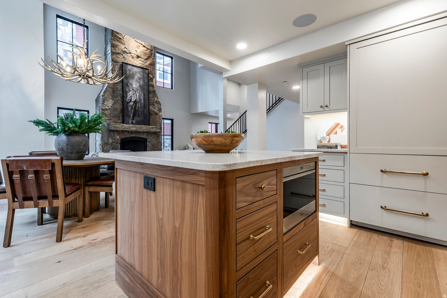 DALY WEST - Residential