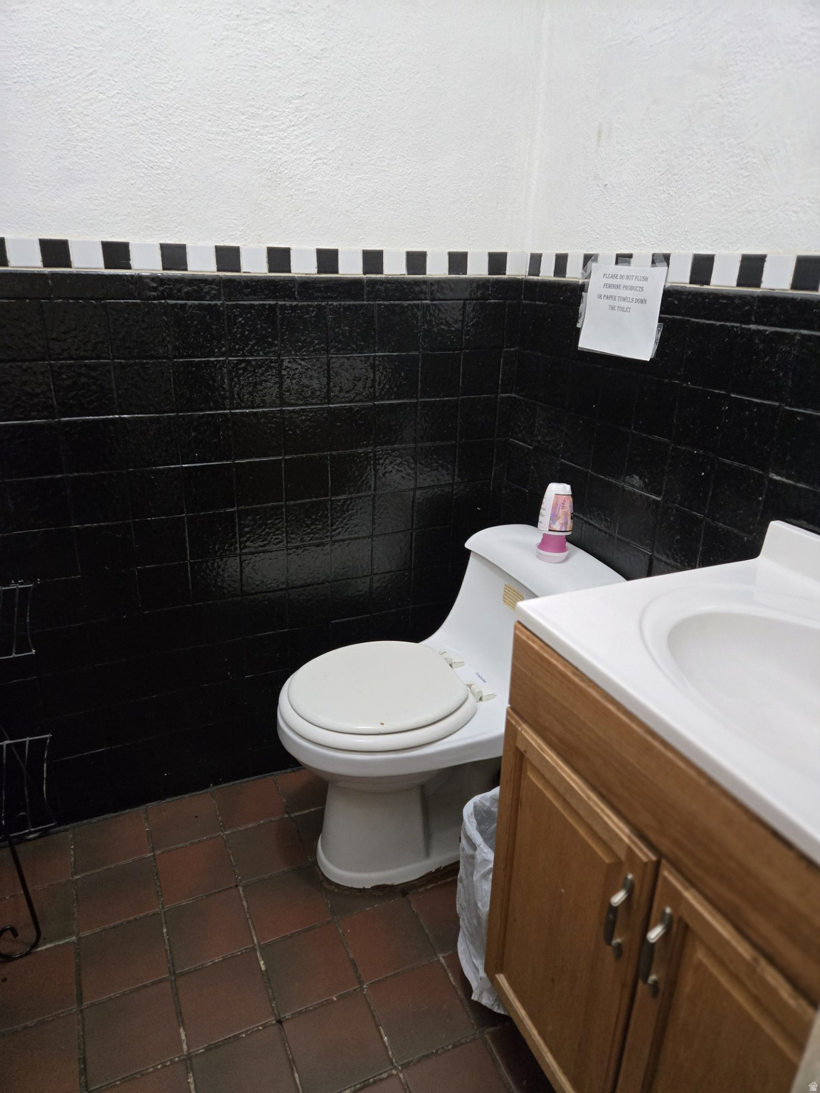 WELLS CLUB - Commercial Sale