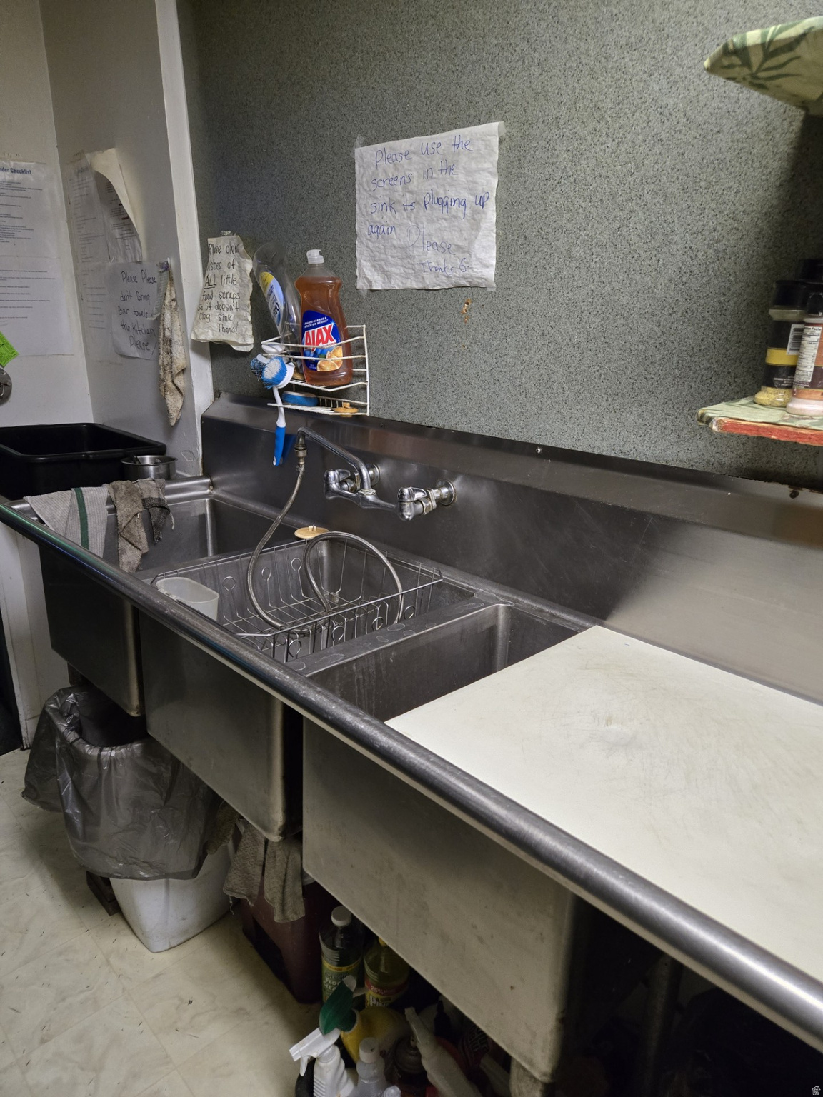 WELLS CLUB - Commercial Sale