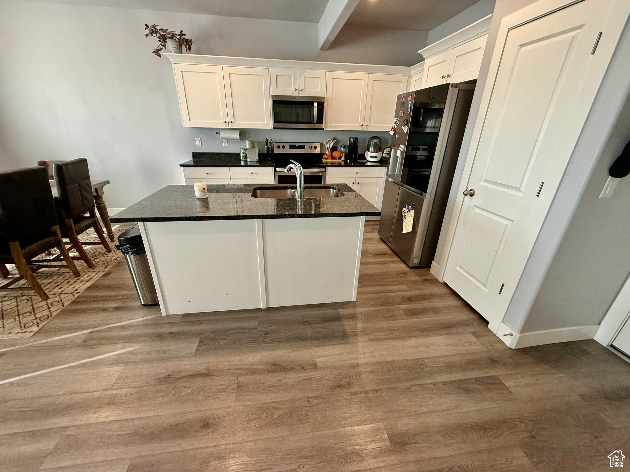 FALCON CORNER TOWNHOME - Residential