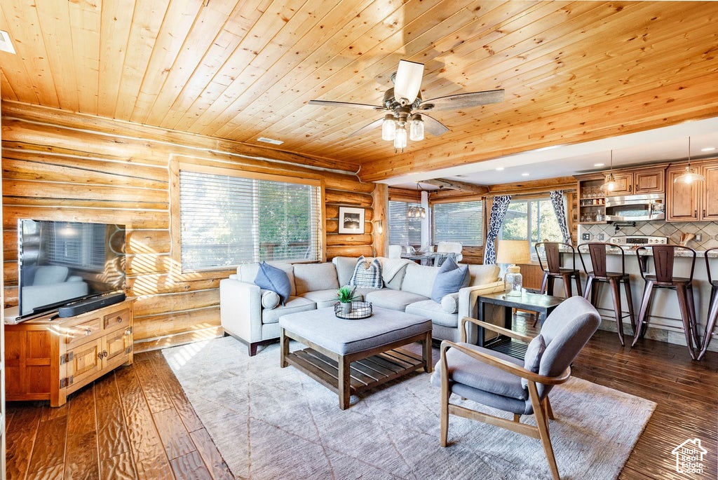 Photo of 610 PARKWAY DR, Park City, UT 84098 (MLS # 2188133)