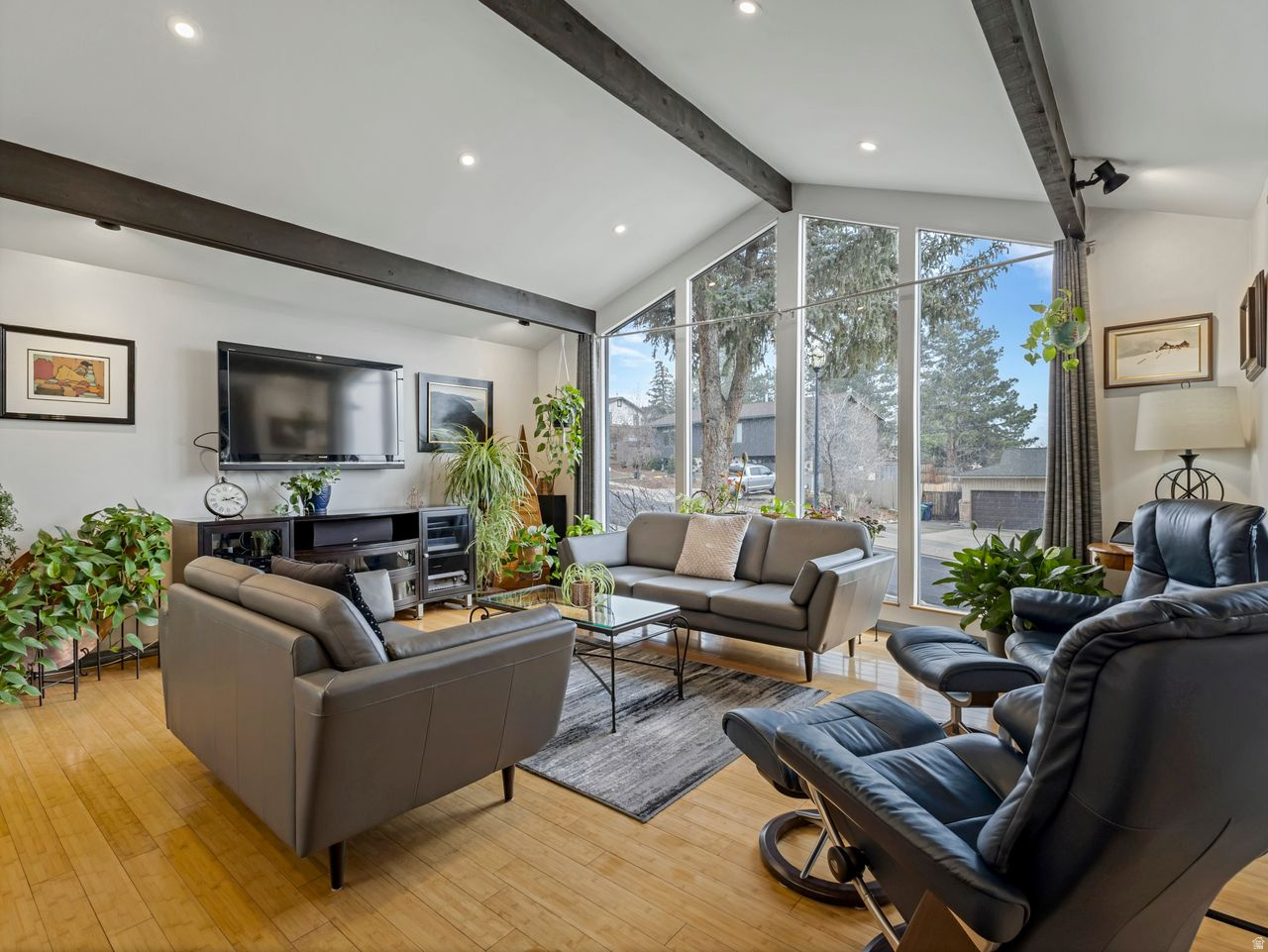 DAYBREAK #3 - Residential