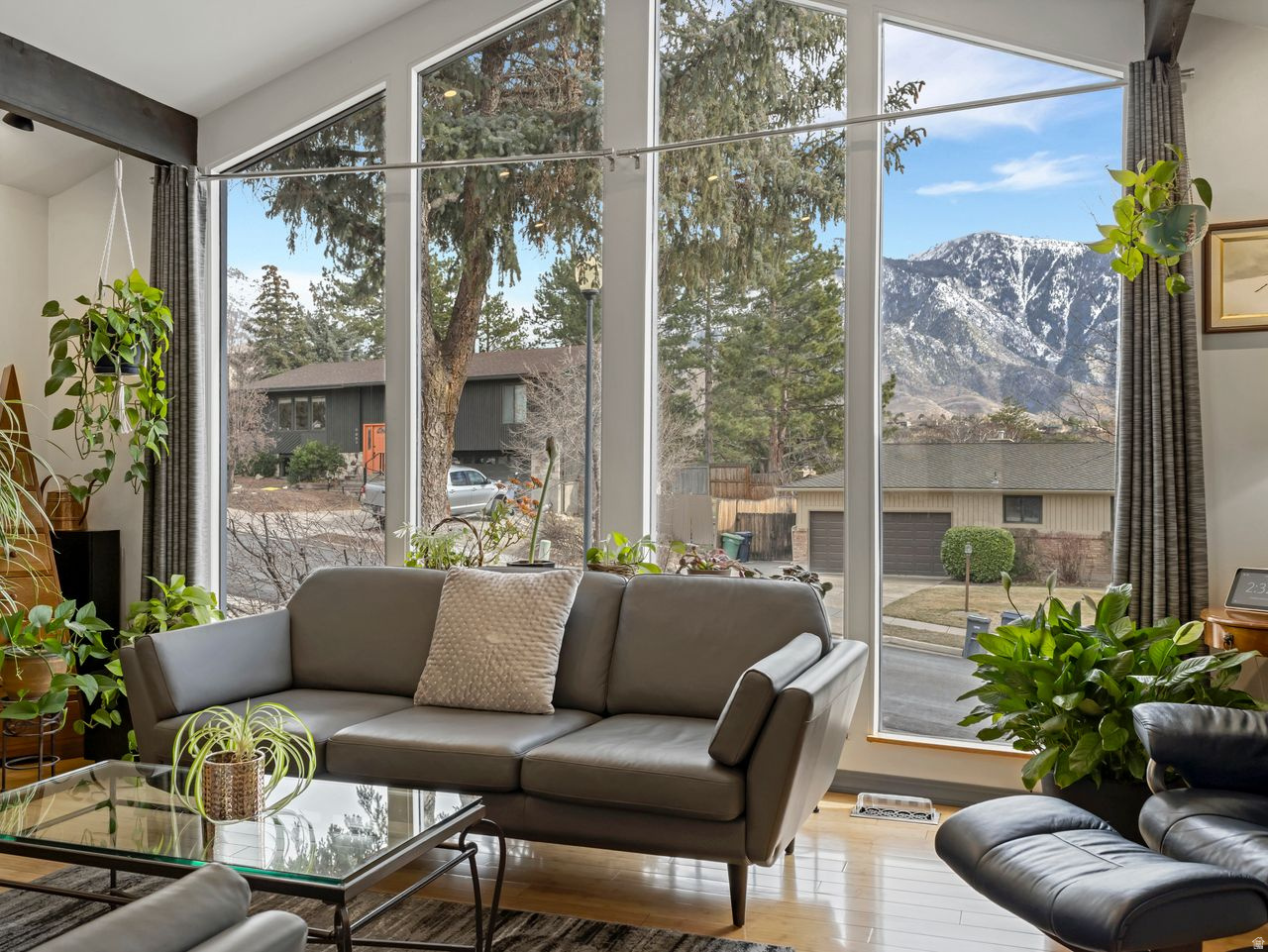 DAYBREAK #3 - Residential