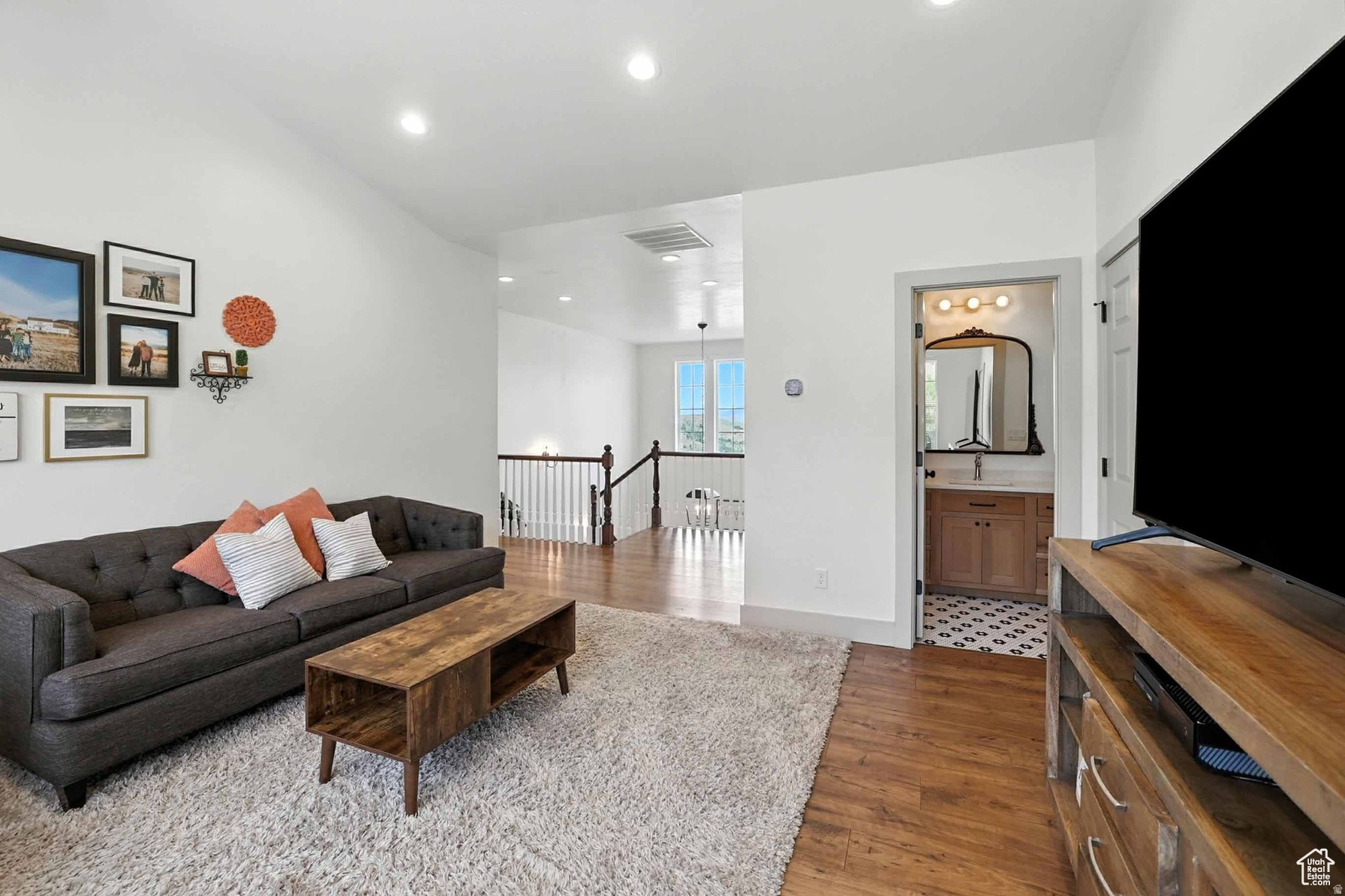 COUNTRY ESTATES SUBDIVISION - Residential