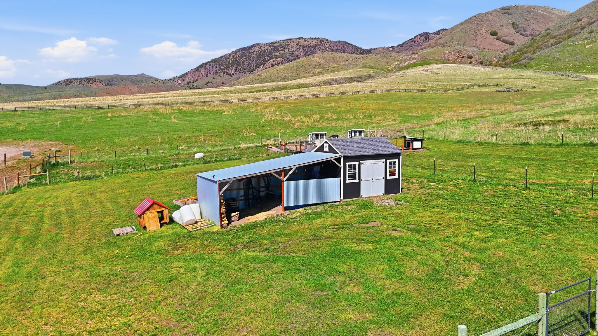 COUNTRY ESTATES SUBDIVISION - Residential