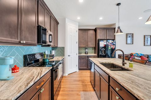 Tiny photo for 1687 N SANDPIPER DR, Salem, UT 84653 (MLS # 2147237)