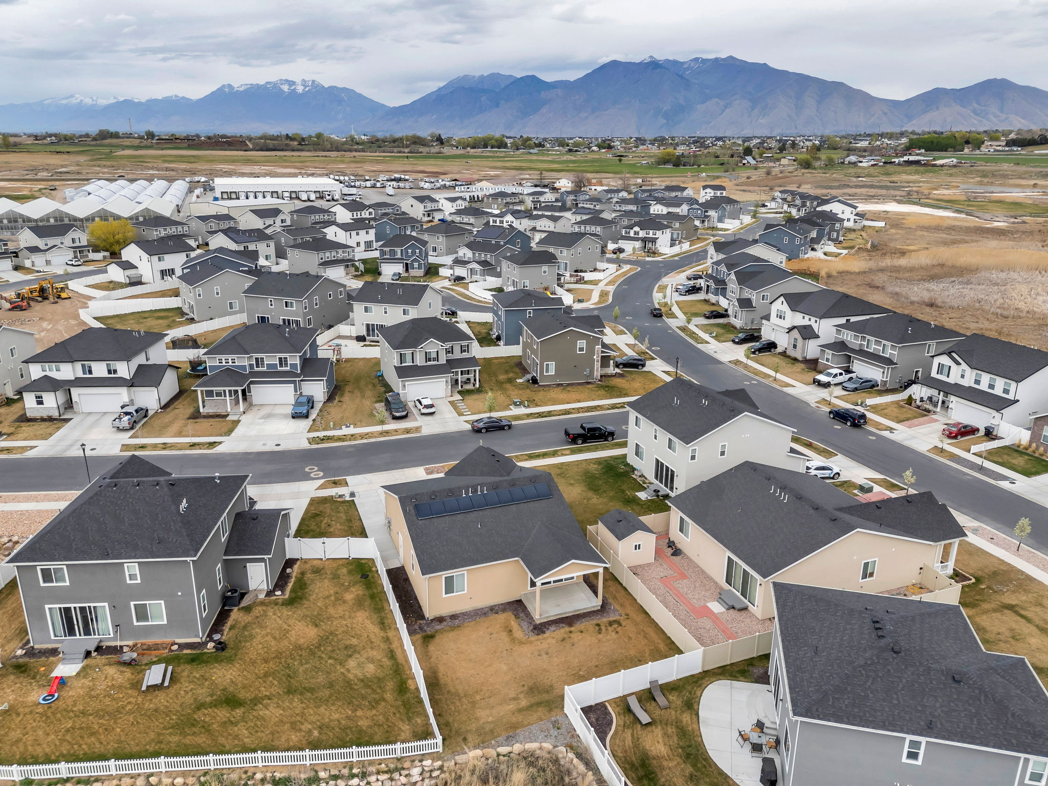 SALEM PARK - Residential