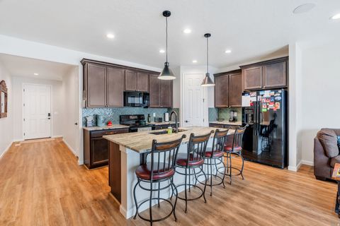 Tiny photo for 1687 N SANDPIPER DR, Salem, UT 84653 (MLS # 2147237)