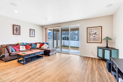 Tiny photo for 1687 N SANDPIPER DR, Salem, UT 84653 (MLS # 2147237)