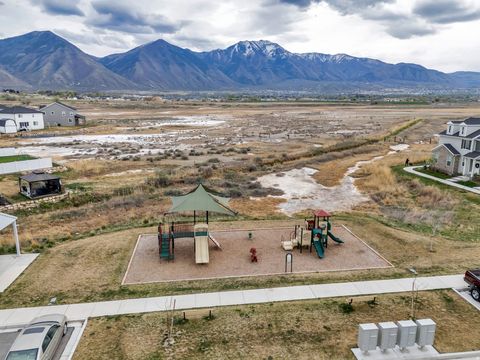 Tiny photo for 1687 N SANDPIPER DR, Salem, UT 84653 (MLS # 2147237)