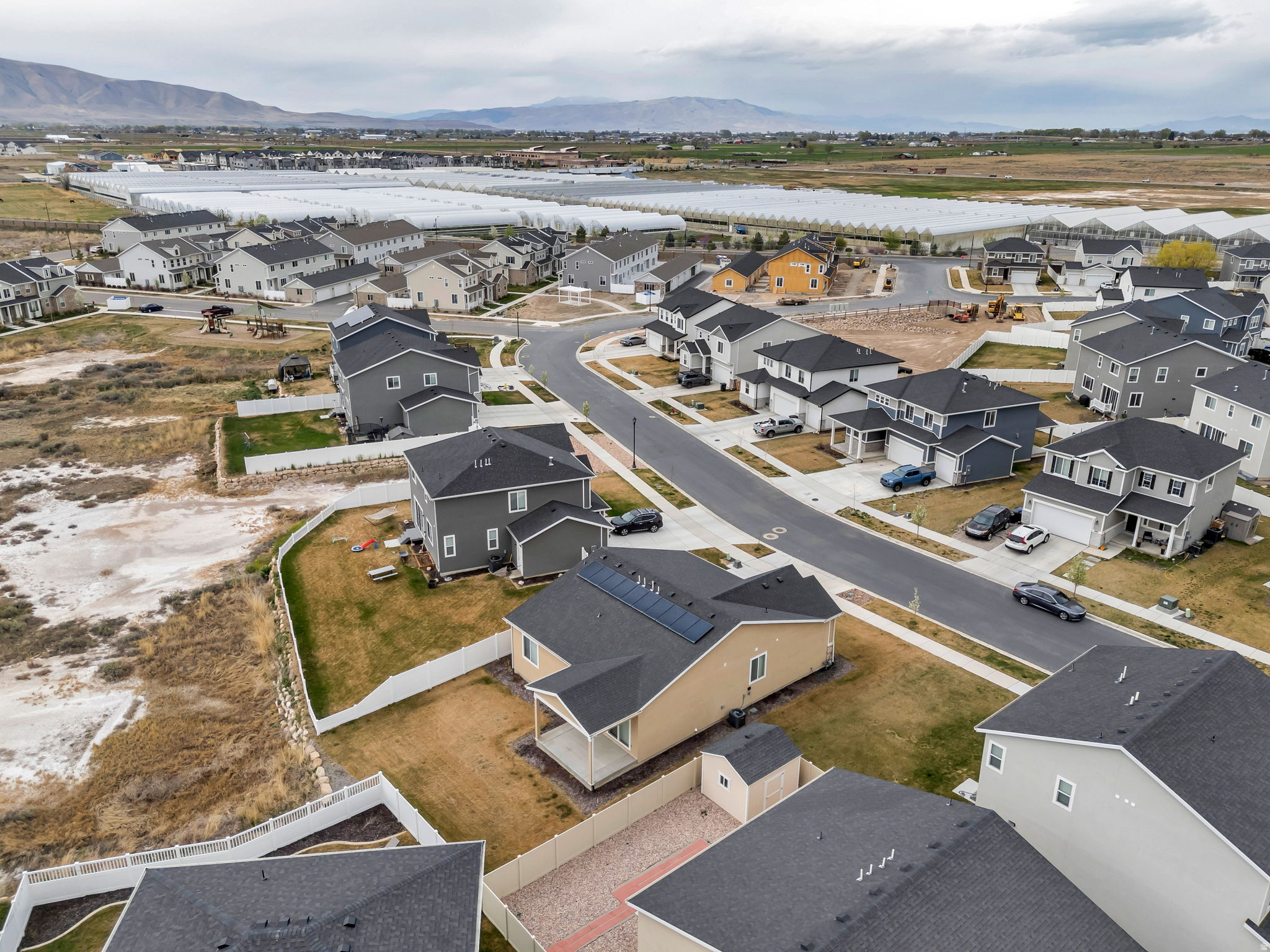 SALEM PARK - Residential