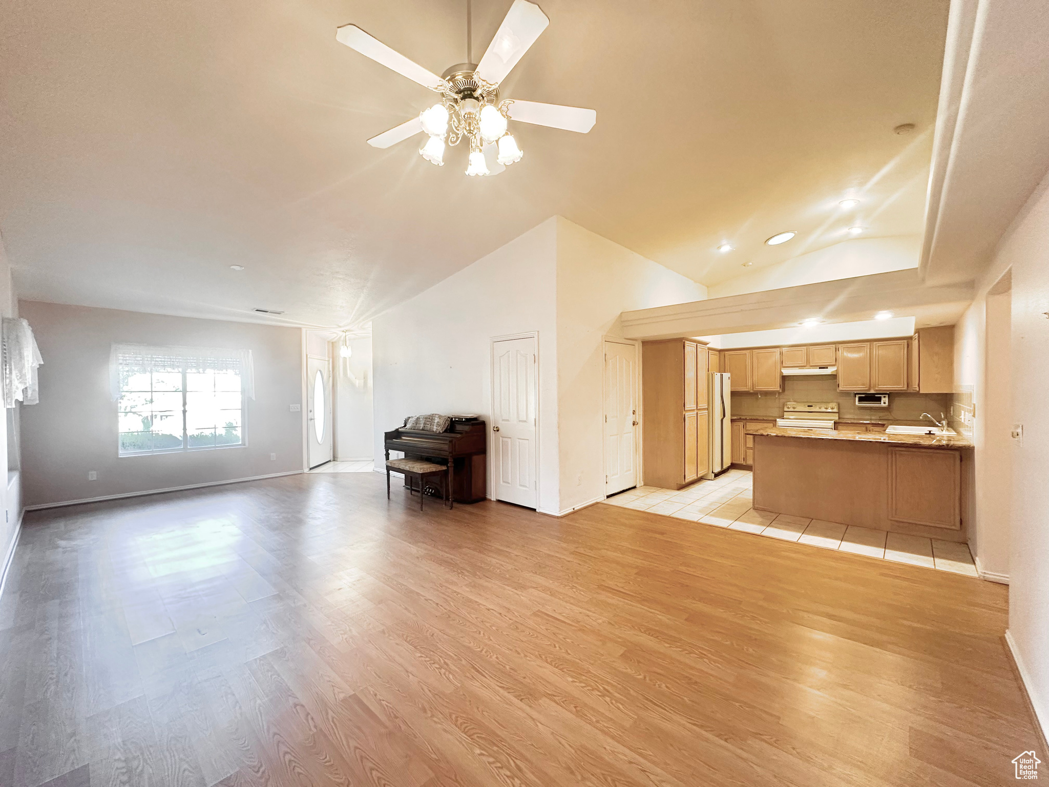 SANTA FE HILLS 1 - Residential