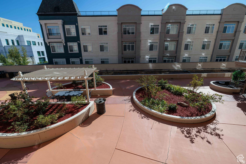 BLOCK C2 CONDOMINIUM - Residential