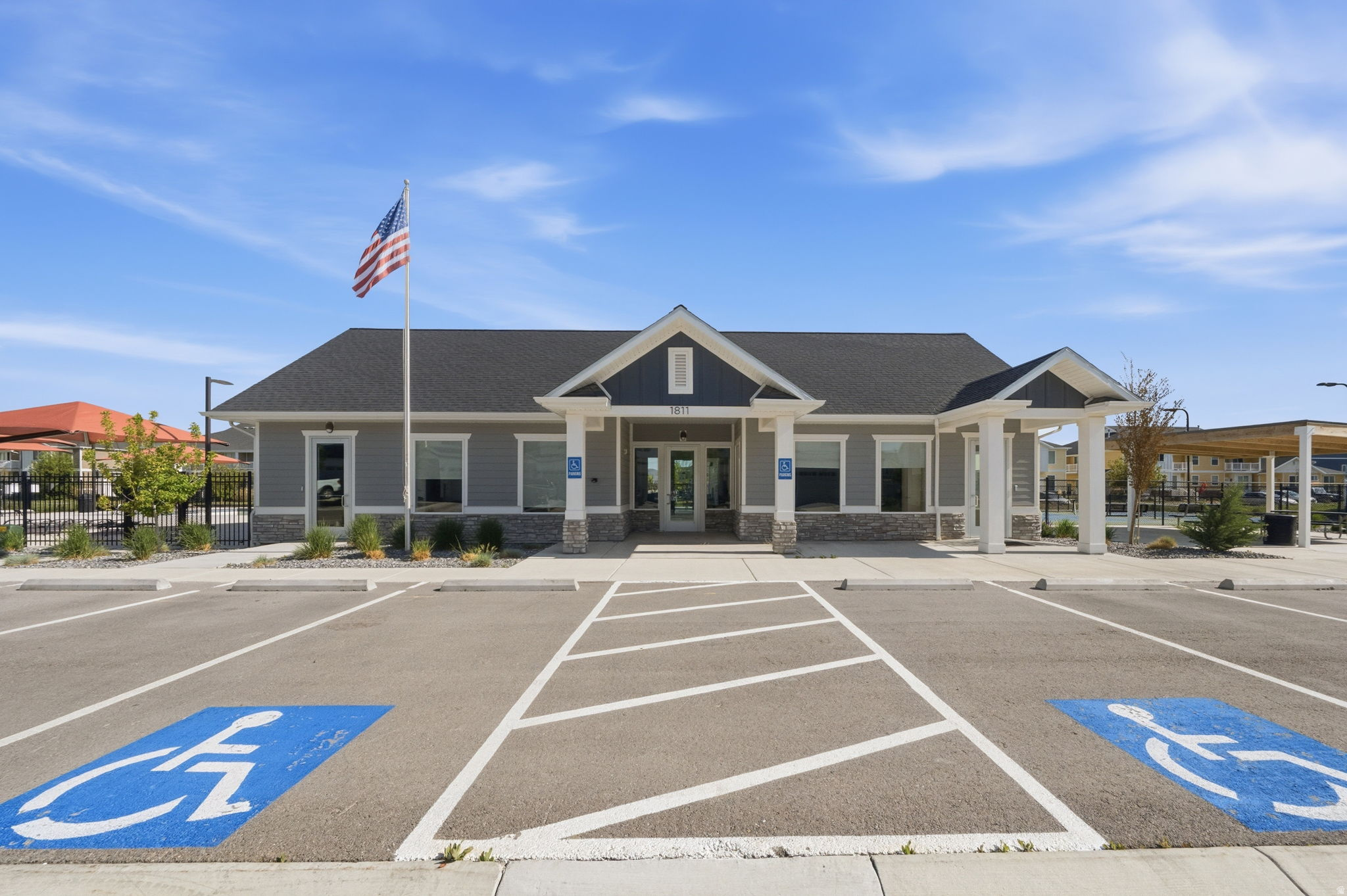 EAGLE POINT - Residential