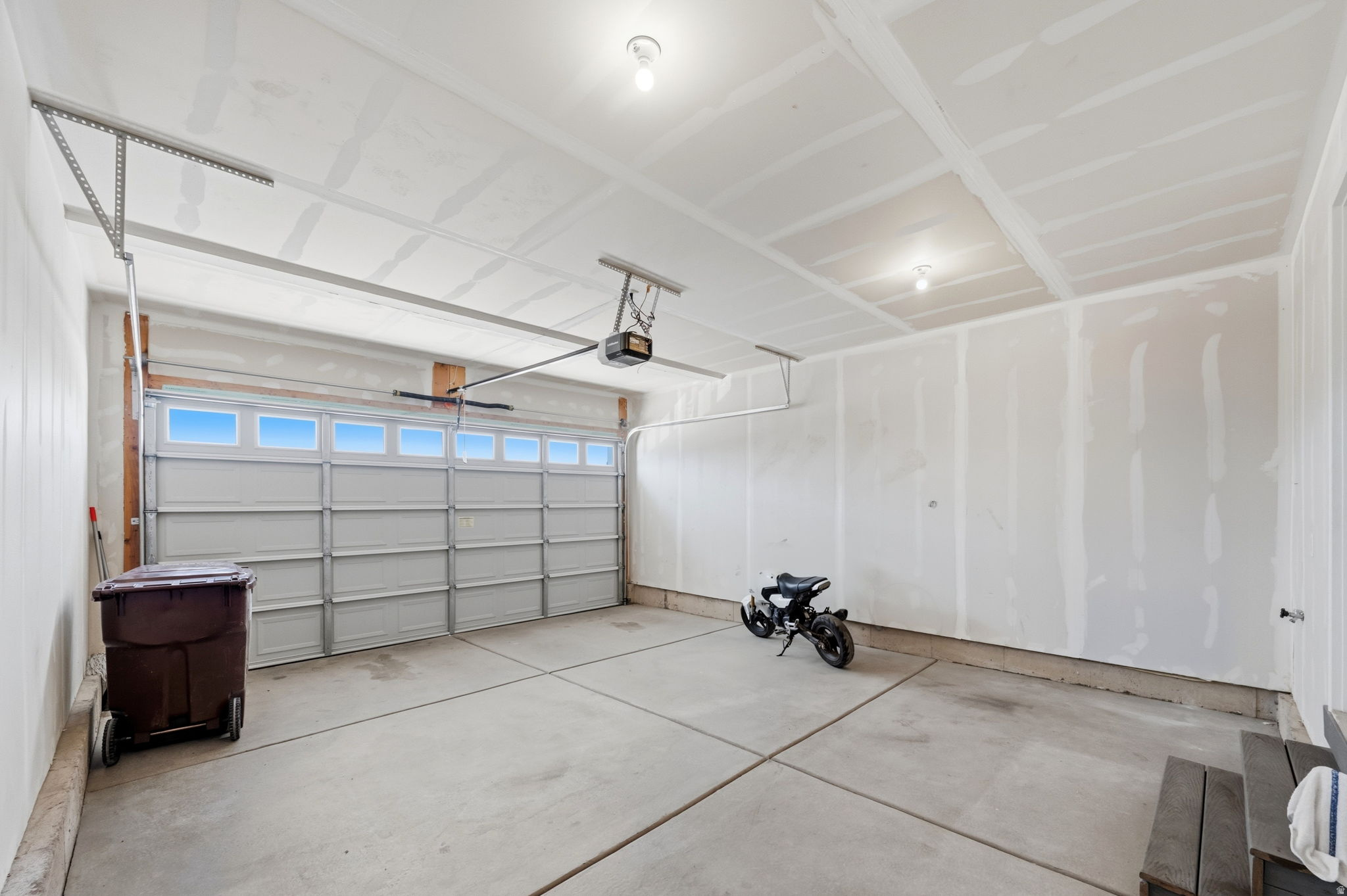 EAGLE POINT - Residential