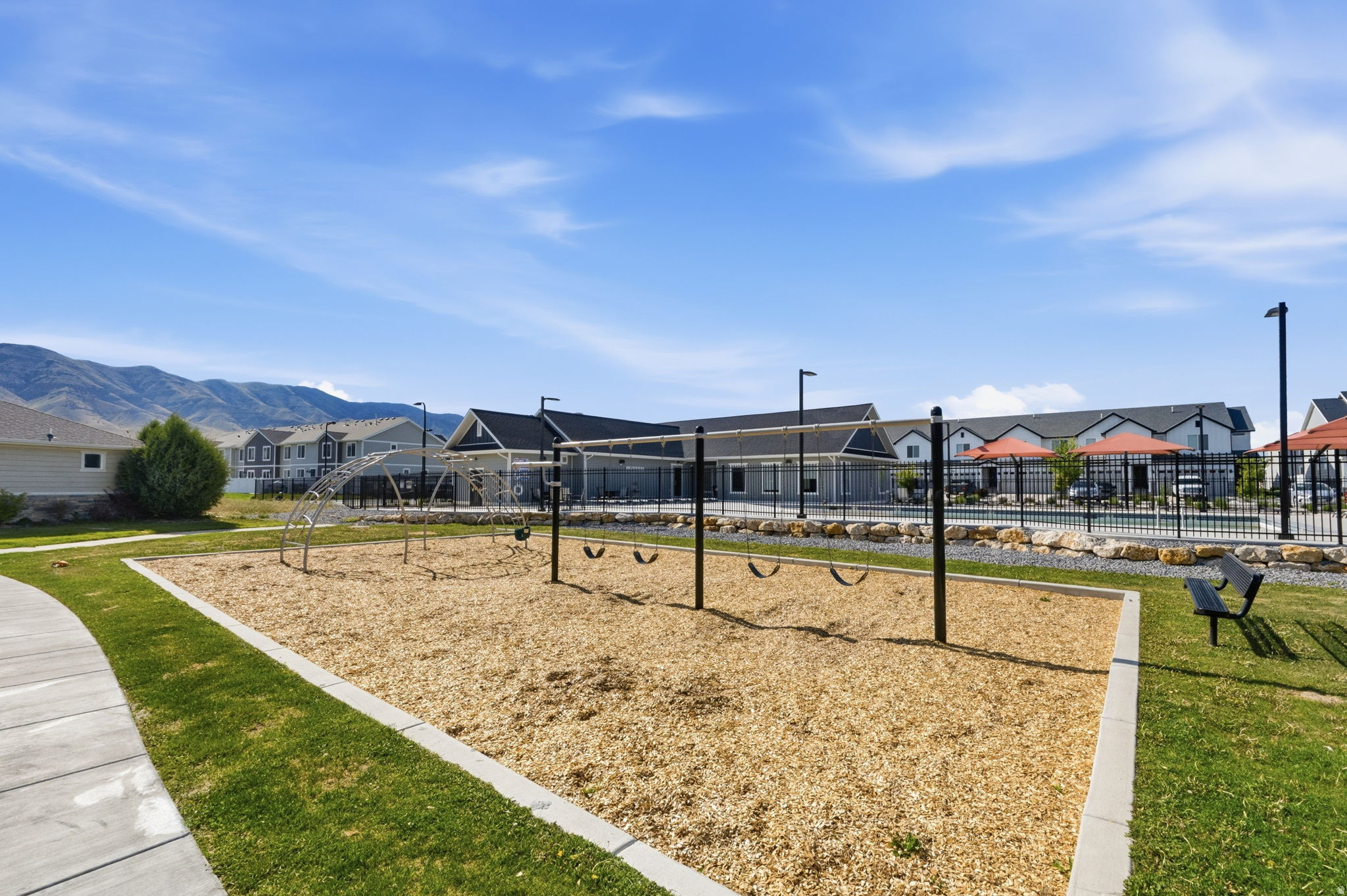 EAGLE POINT - Residential