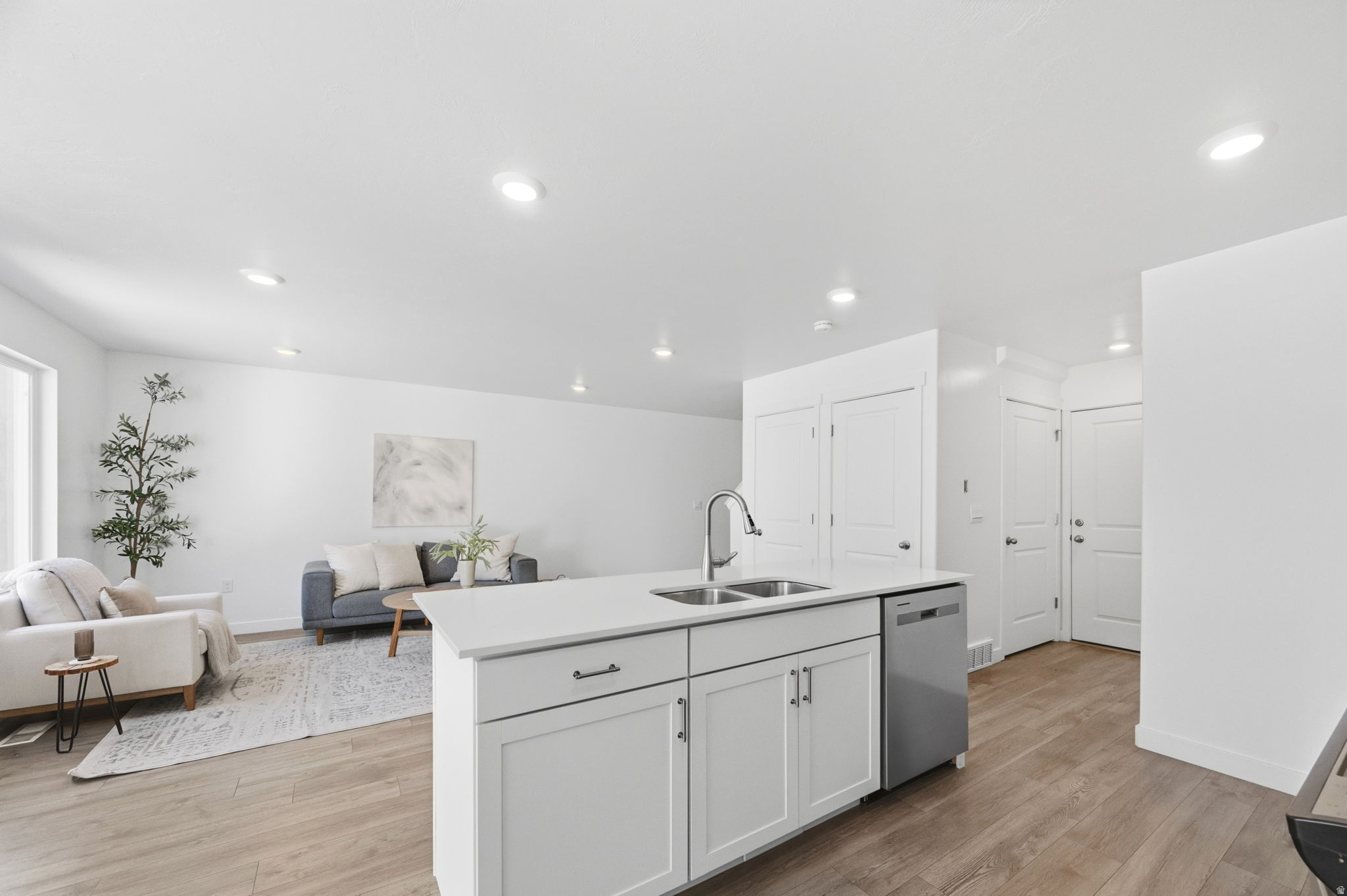 EAGLE POINT - Residential